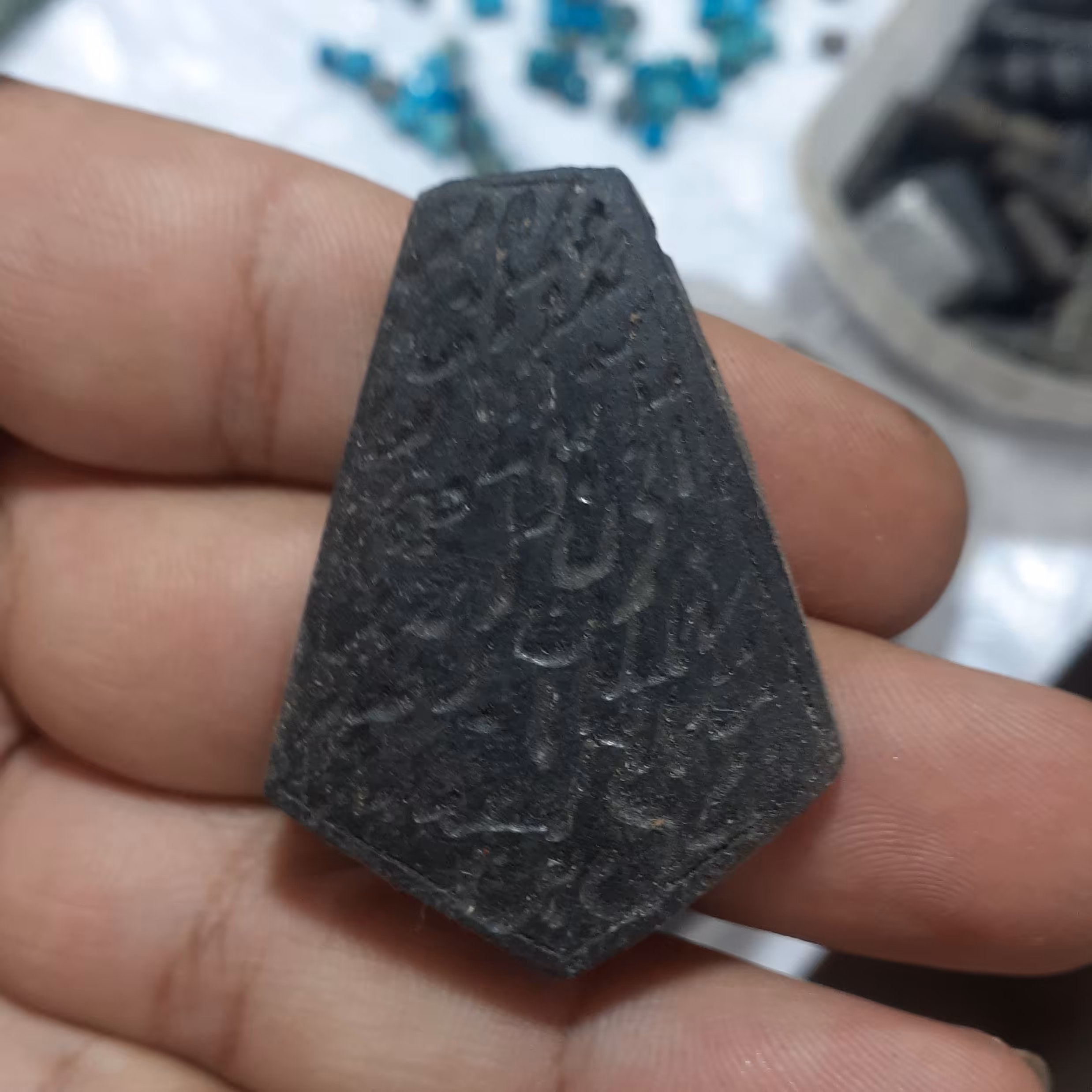 یشم عباس آبادی.(قدیمی،دارای دعای مخصوص)