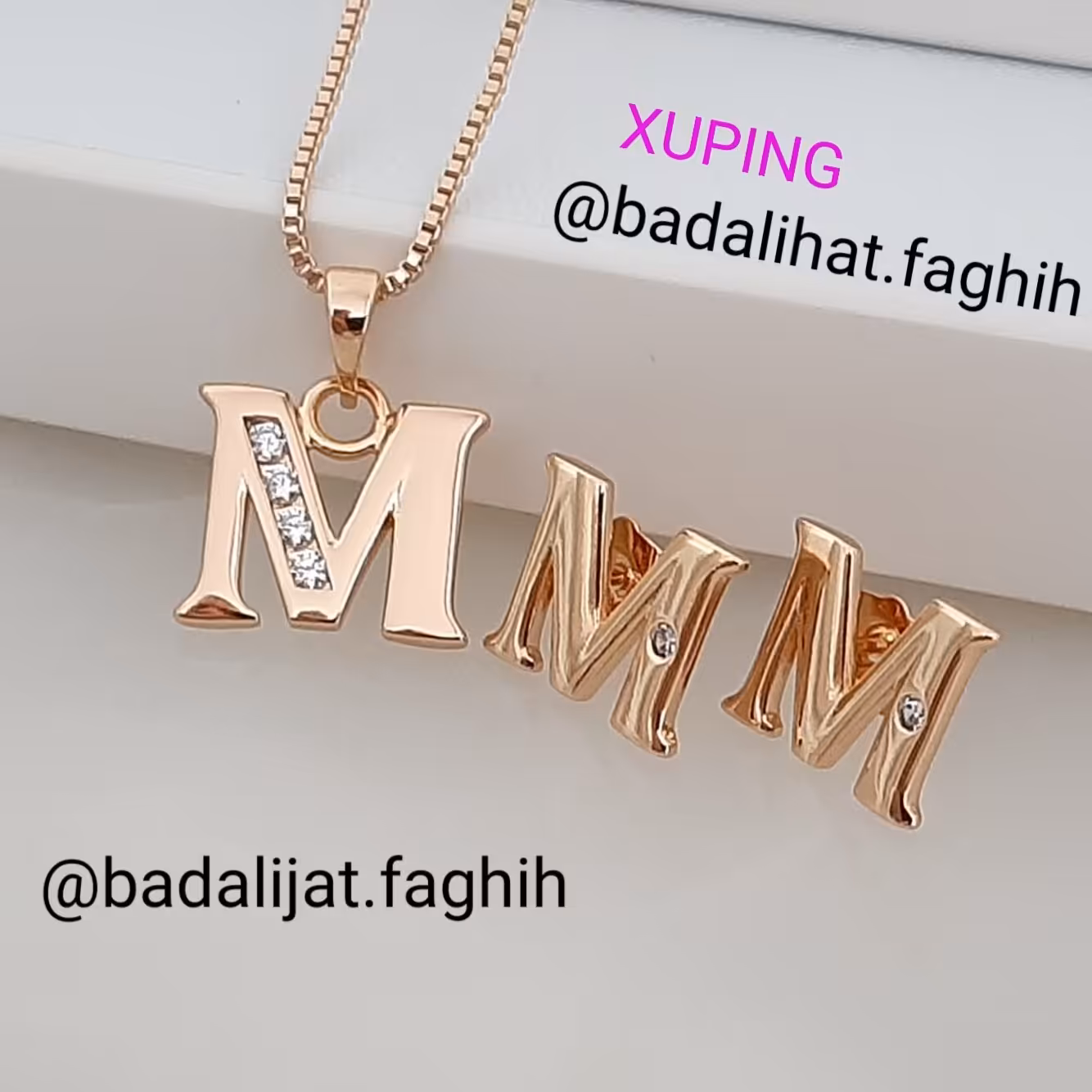 نیم ست ژوپینگ حرف M بسیار با کیفیت و رنگ ثابت با آبکاری طلا 