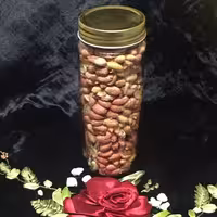 بادام زمینی شور دستچین شیشه 390 گرمی