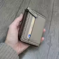 کیف پول و کارت زیپدار چرم گاوی مدل i-370 ایزاکو