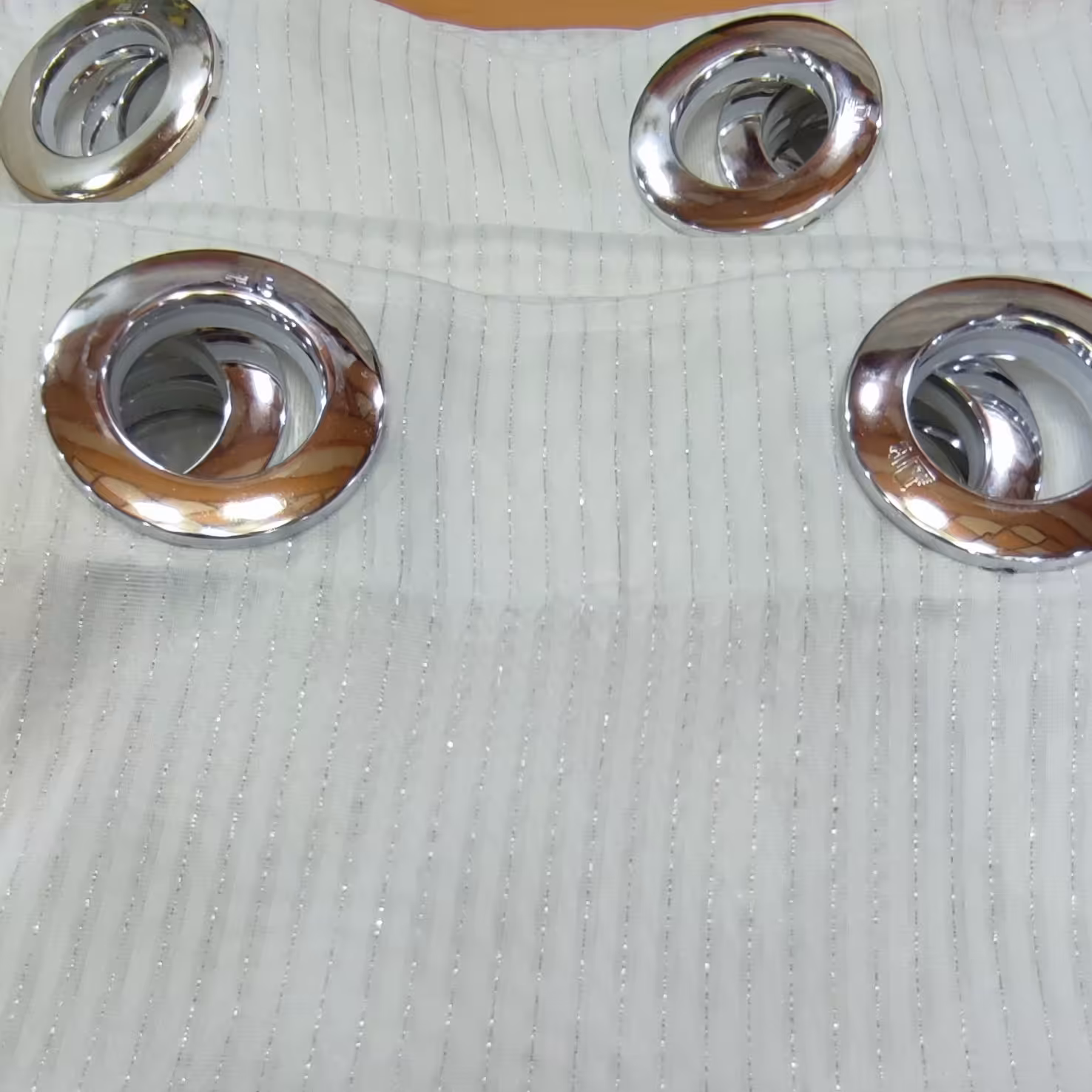 پرده حریر شاین طرح سیم دوزی نقره کوب  و طلا کوب پانچ و ارسال رایگان 