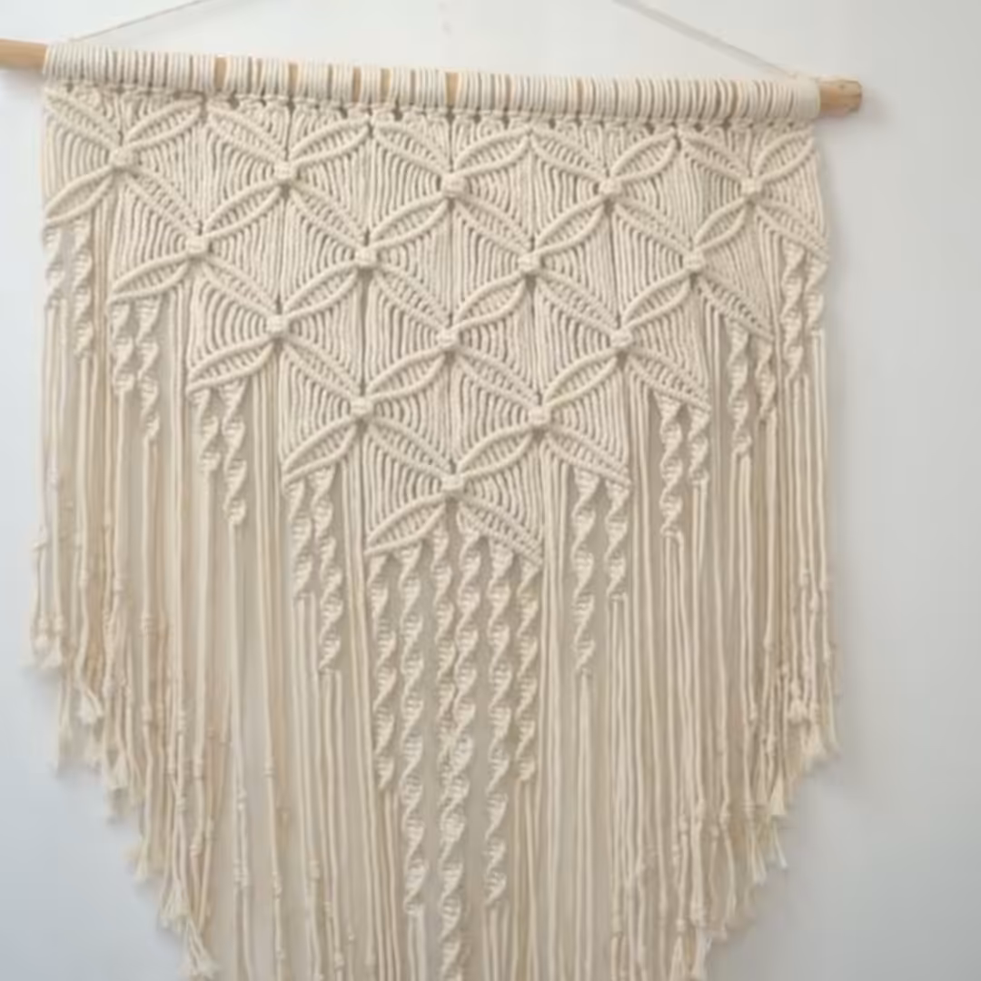 آویز مکرومه