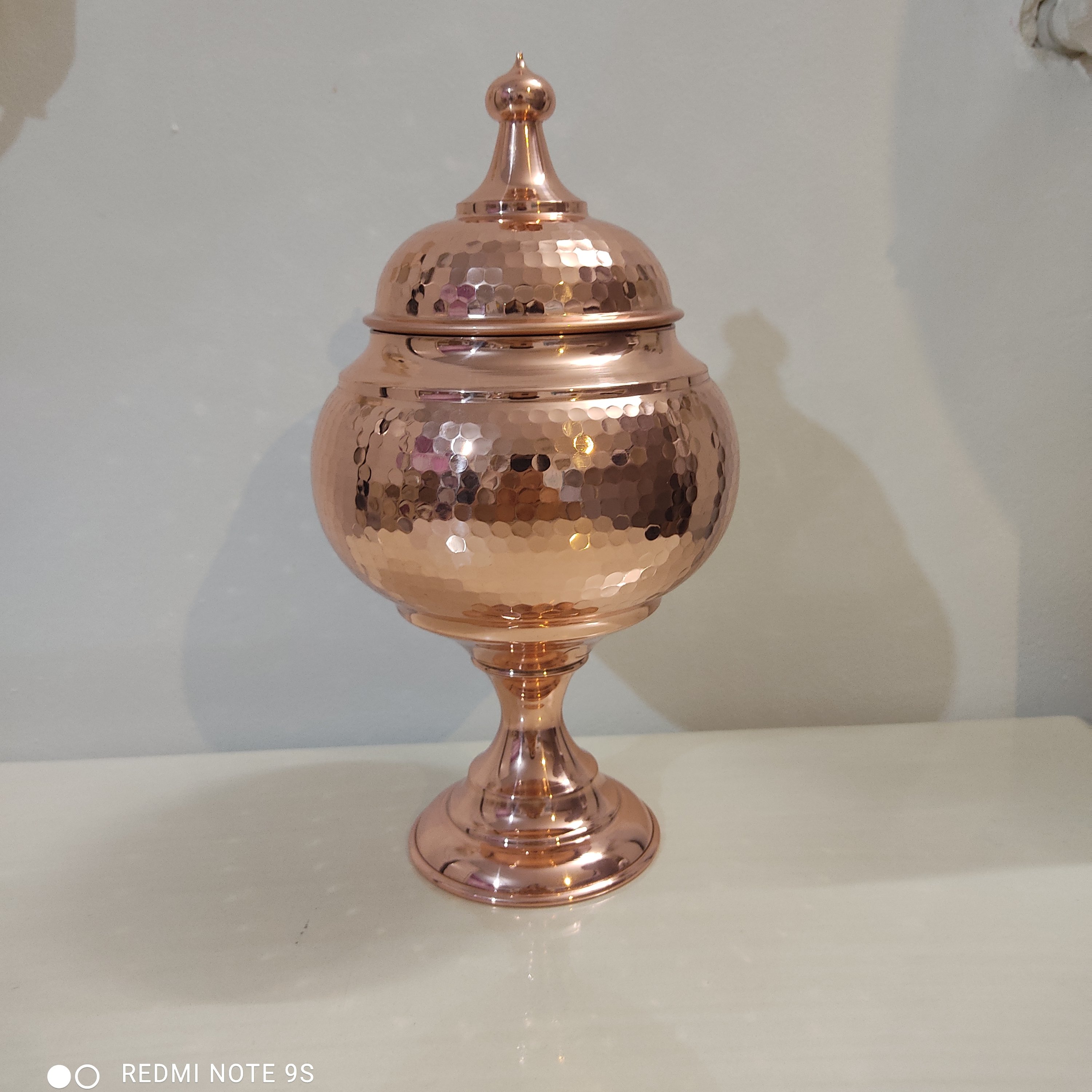 شکلات خوری گنبدی چکشی داخل قلع با برند فضلی ارسال رایگان نانو شده