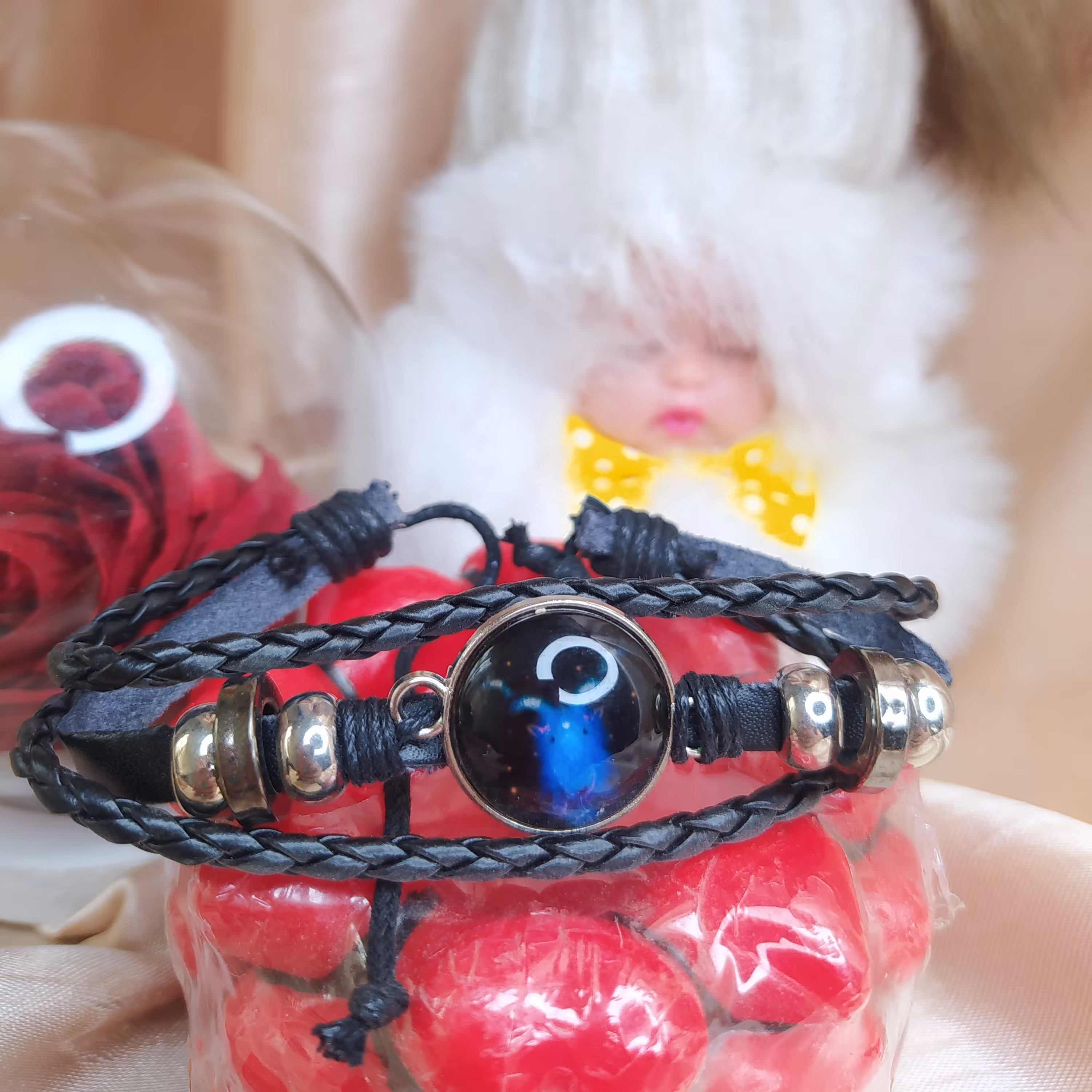 دستبند چرم صنعتی طرح کهکشانی سنگ فوق العاده زیبای 