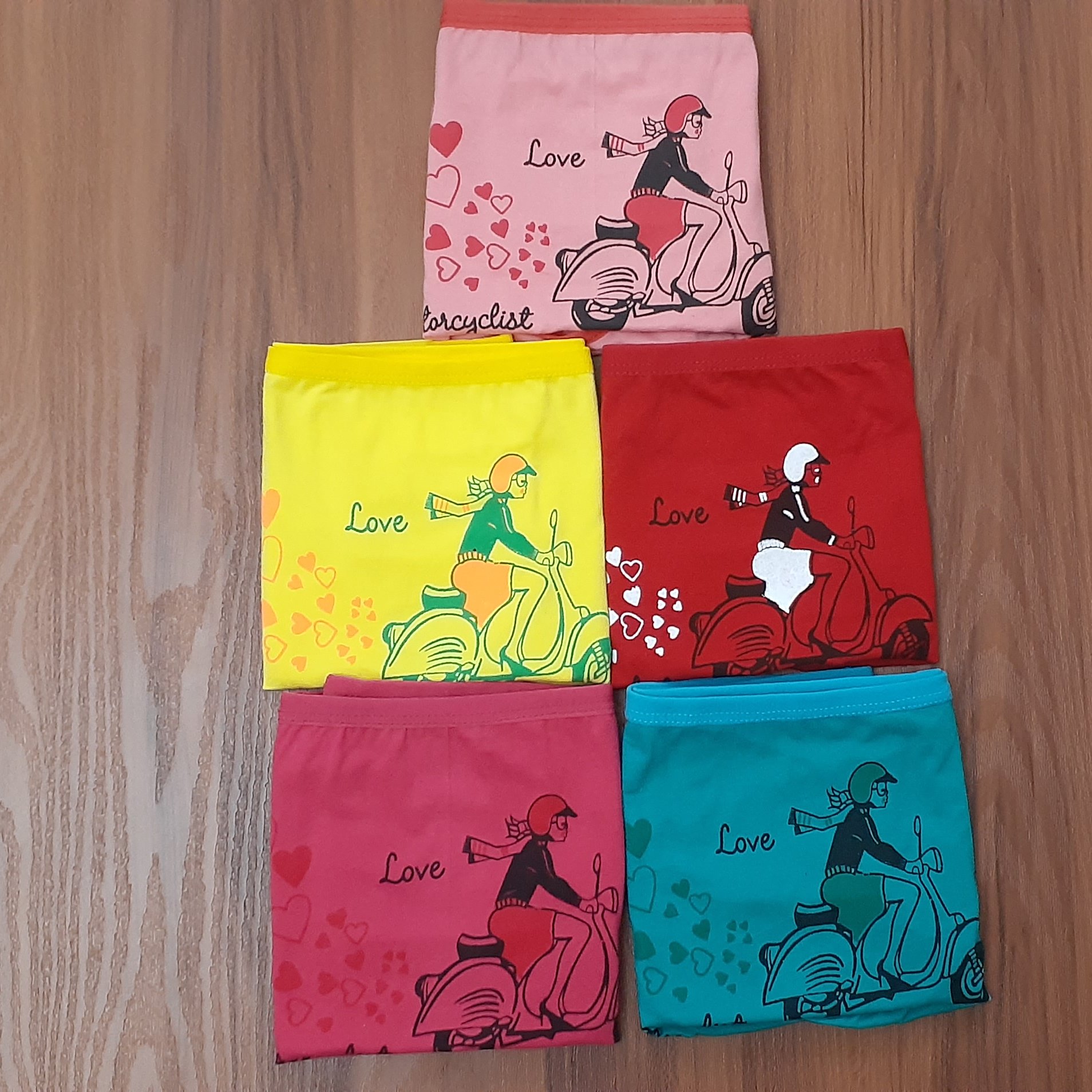 شورت زنانه سایزبزرگ