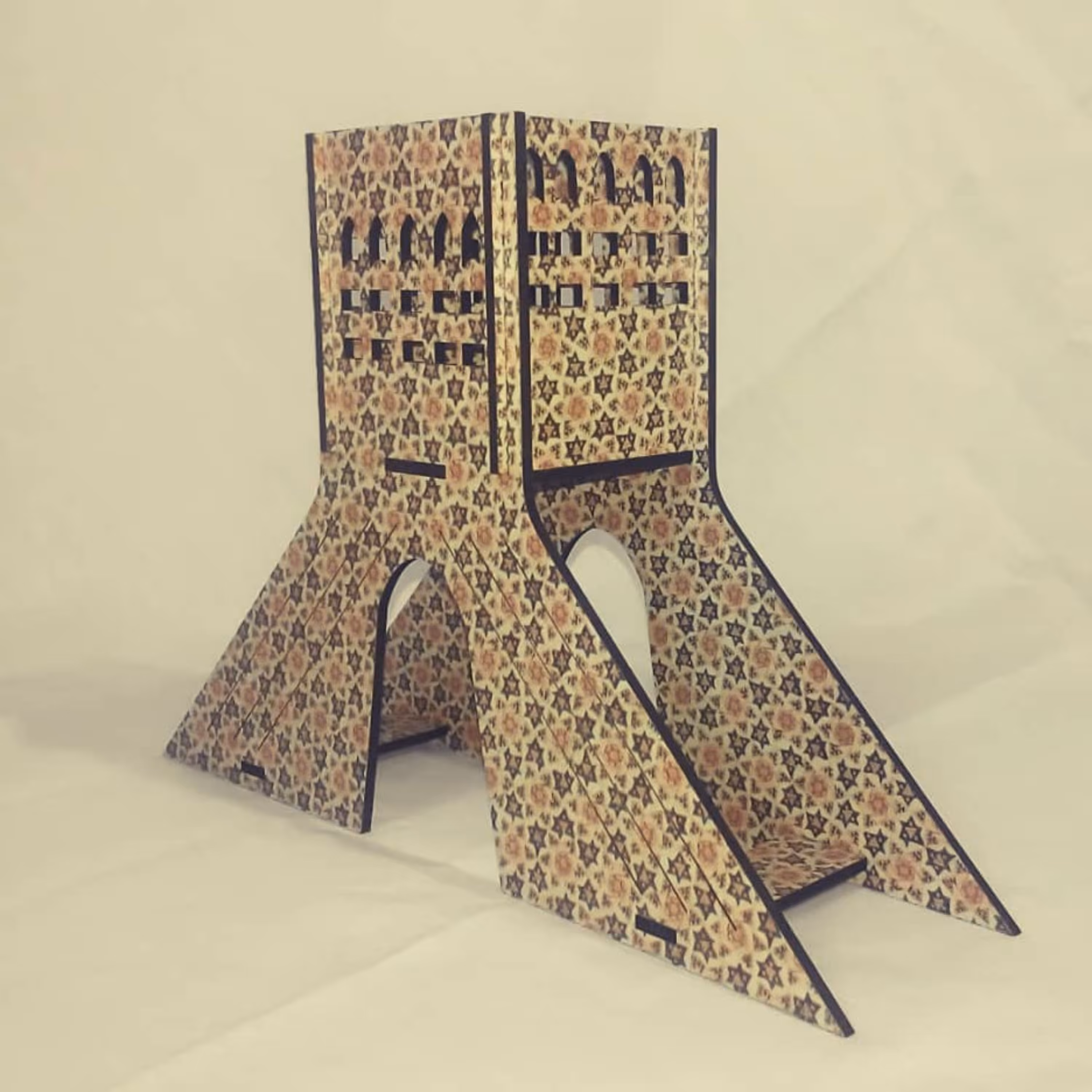 جامدادی طرح برج آزادی مدل mr-22 هزینه پست به صورت پس پرداخت می باشد