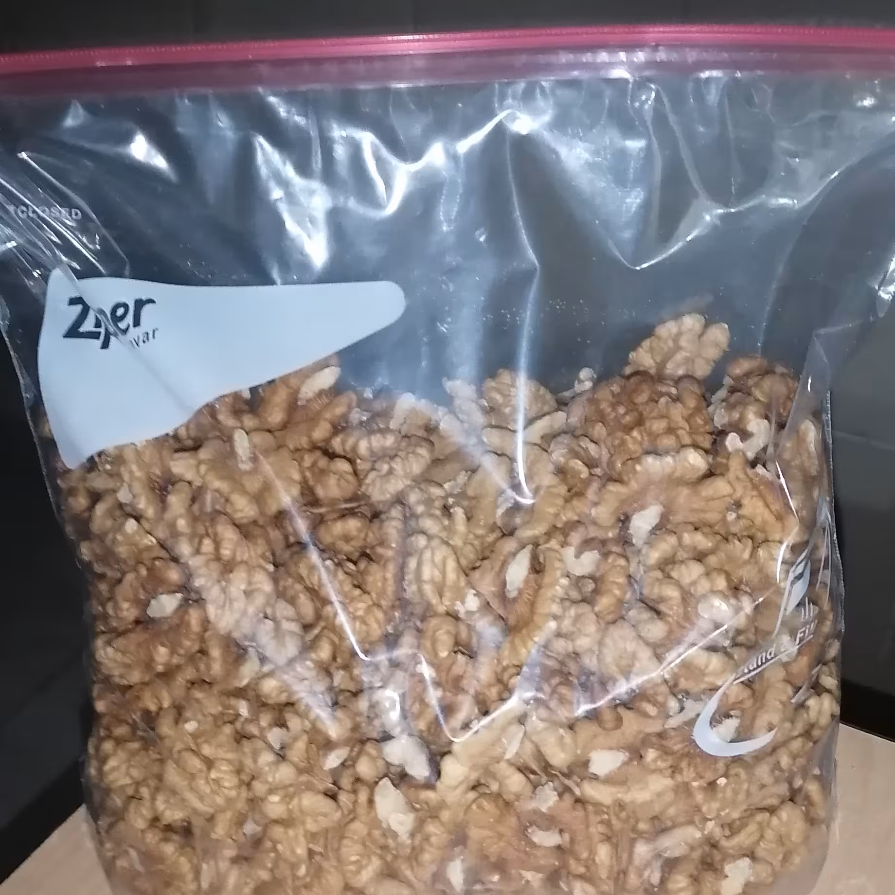 مغز گردوی فوق اعلا سفید و درشت و روغنی مناسب صبحانه به قیمت خورشتی (بسته 1 کیلوگرمی) 