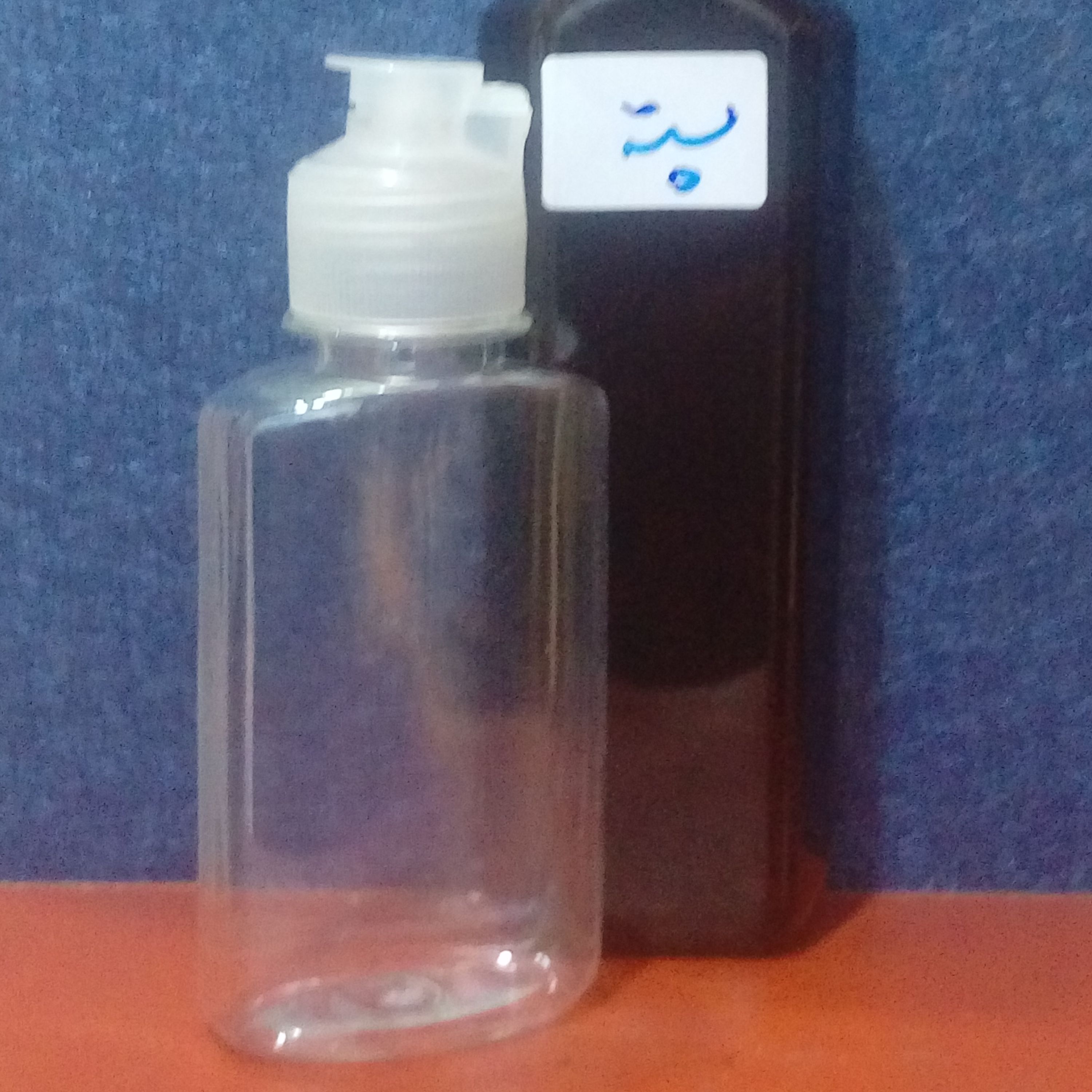 روغن پسته اصل 120 میلی لیتر در ظروف پلاستیکی با درب فندکی