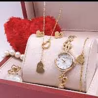 ست کامل ساعت مچی دخترانه و زنانه بند ظریف قلبی نگین دار سفید طلایی لاکچری 