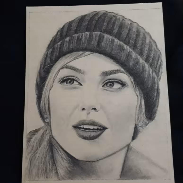 سفارش نقاشی چهره سیاه قلم A4