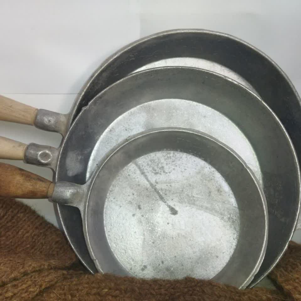 تابه دسته چوبی سایز بزرگ