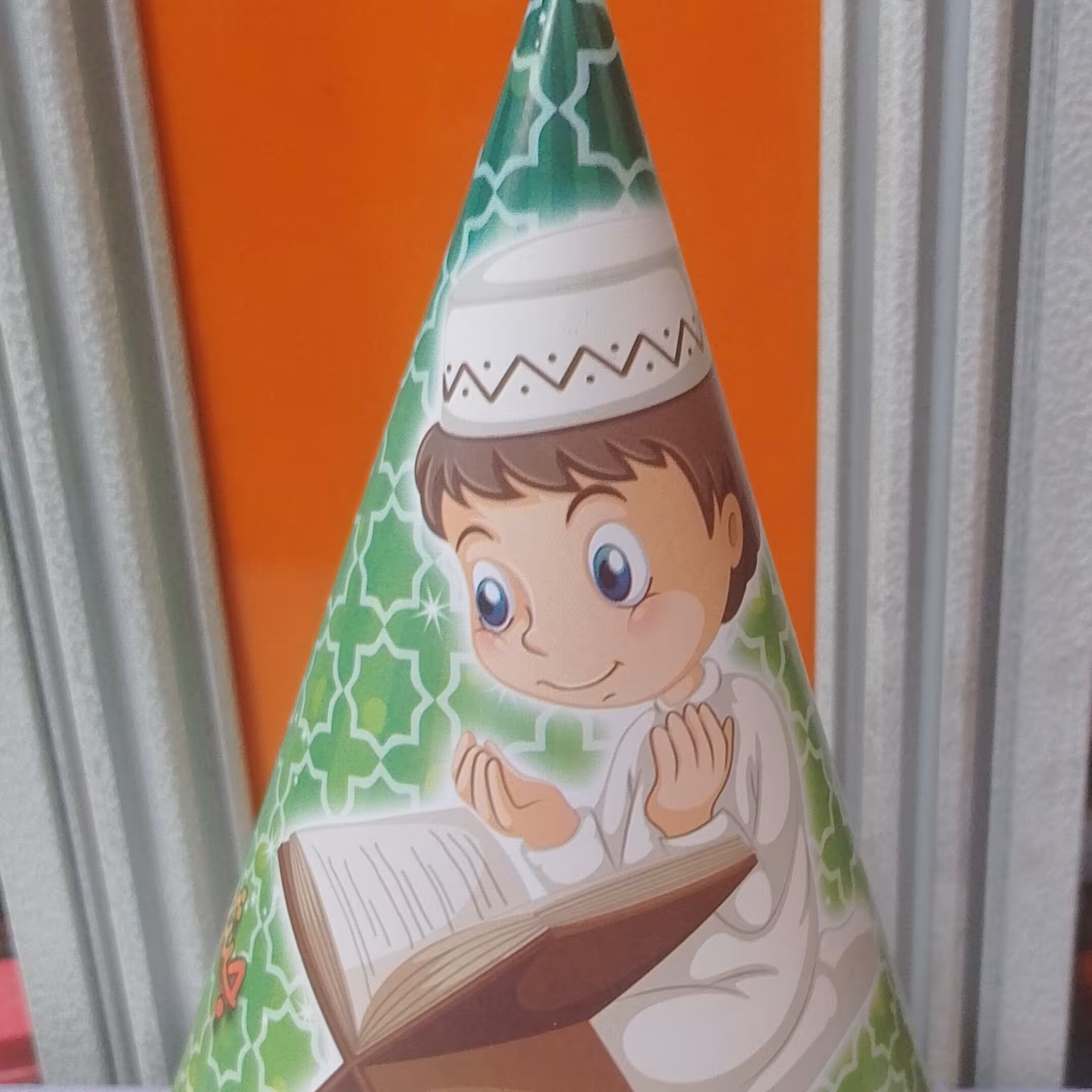 کلاه جشن قرآن پسرانه مقوایی  کوچک بسته 40 عددی    