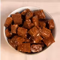 چیکو مغزدار (بهترین و خوشمزه ترین شکلات ایرانی) بسیار لذیذ و دلچسب(500گرم)