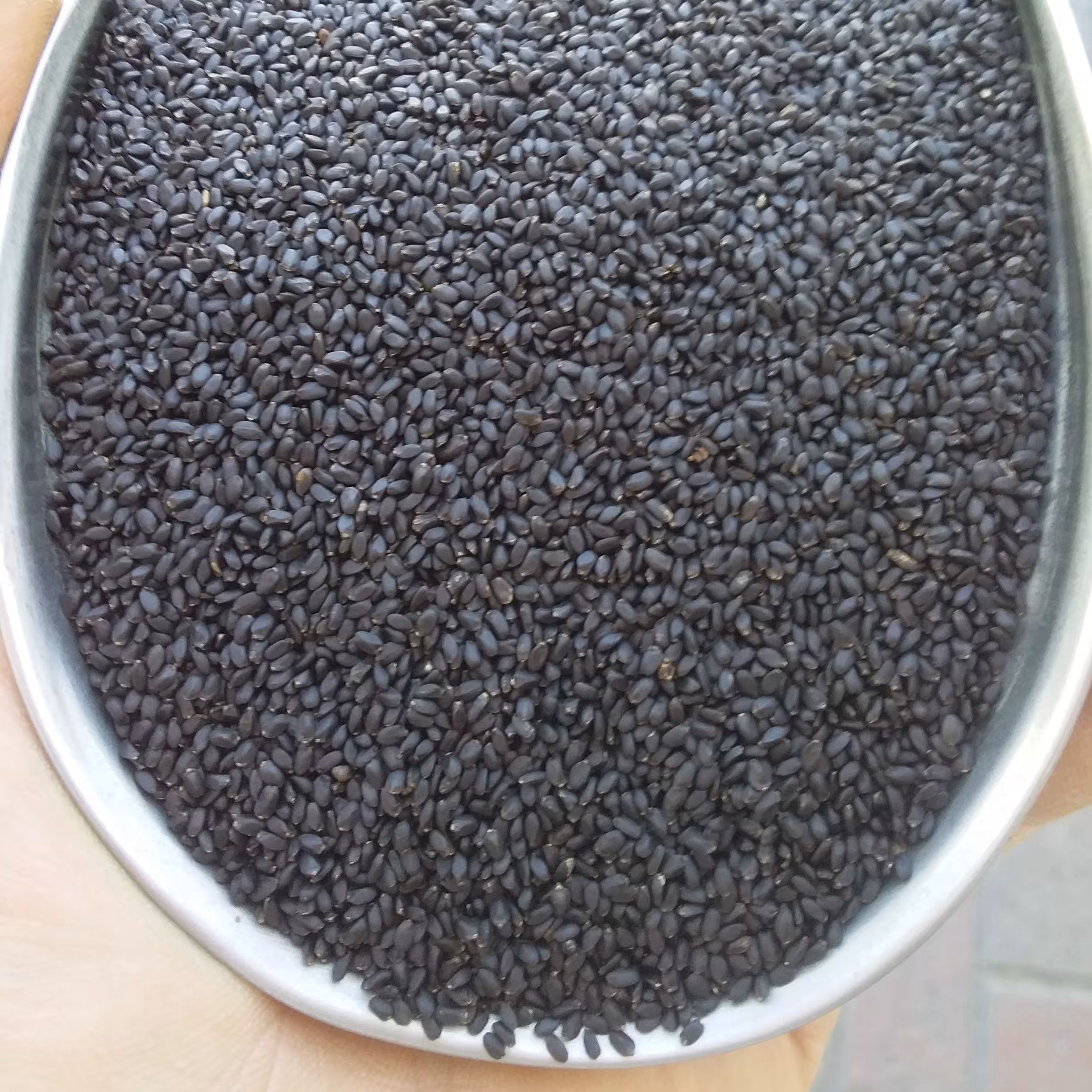 تخم شربتی صد گرم