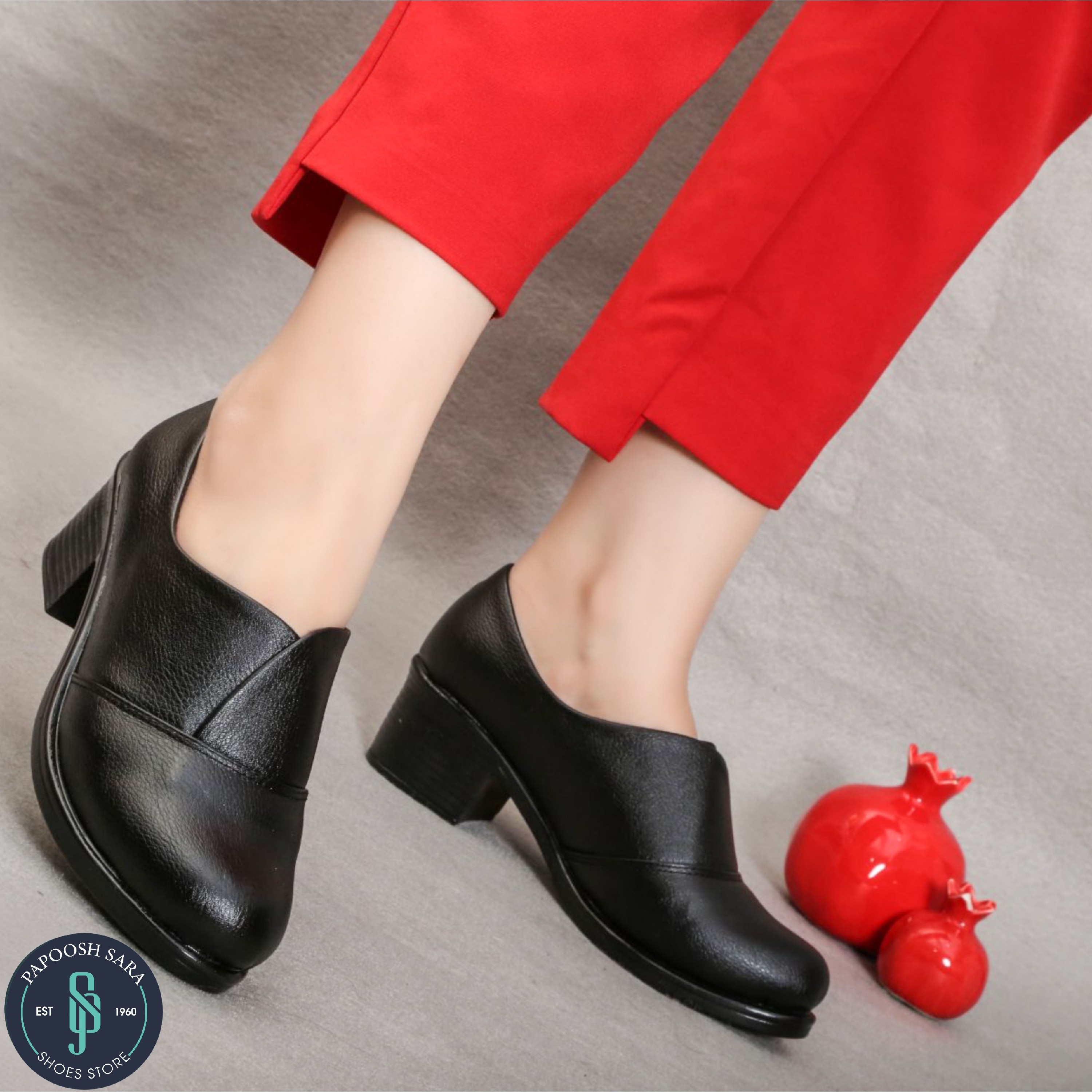 کفش زنانه شیک مدل یقه دار کیفیت عالی زیره پی یو سبک راحت خوش پا