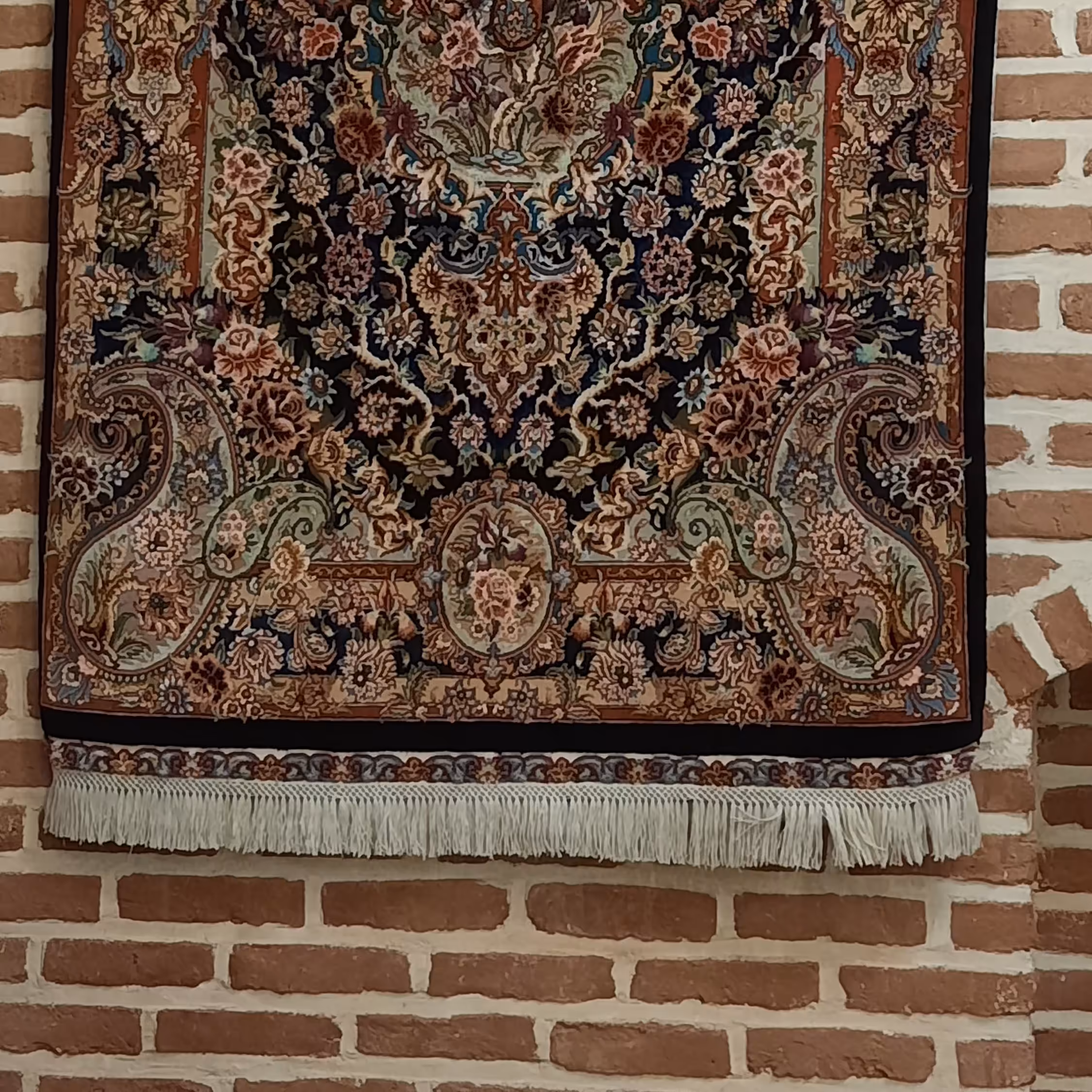 فرش دستبافت سالاری تبریز زینتی