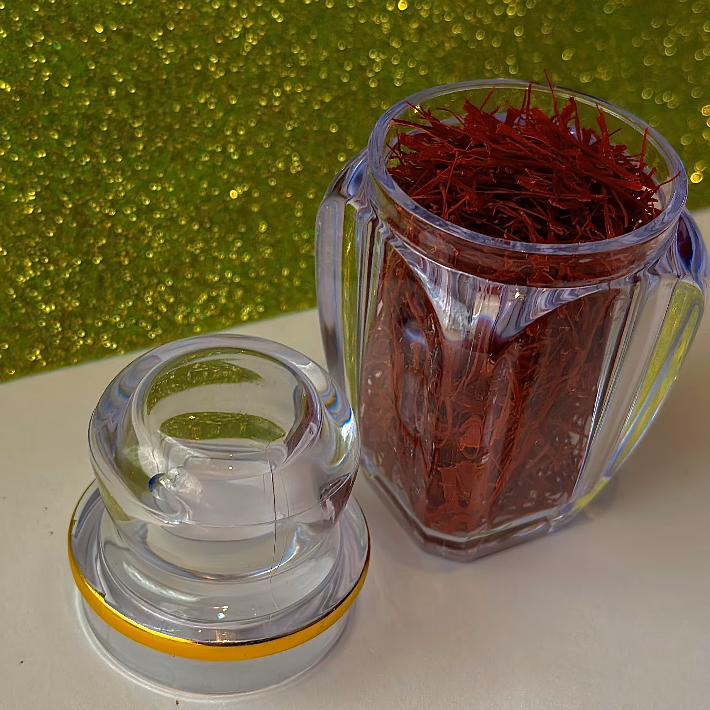 زعفران نیم مثقالی سوپر نگین بسته بندی شیک (لاک)