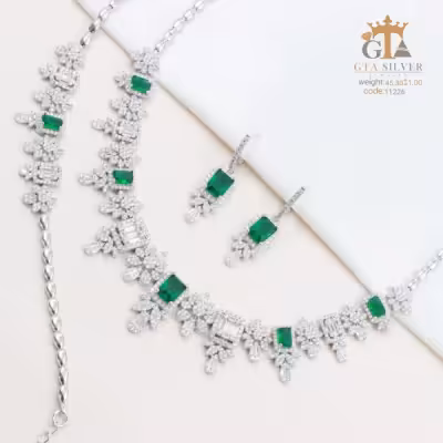 سرویس نقره نگین دار مدل جواهر و اسپرت روکش طلا کد 11226