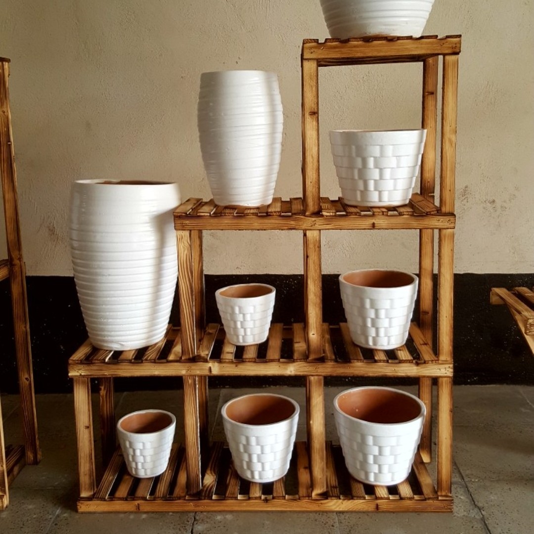 استند چوبی گل و گلدان پله ای