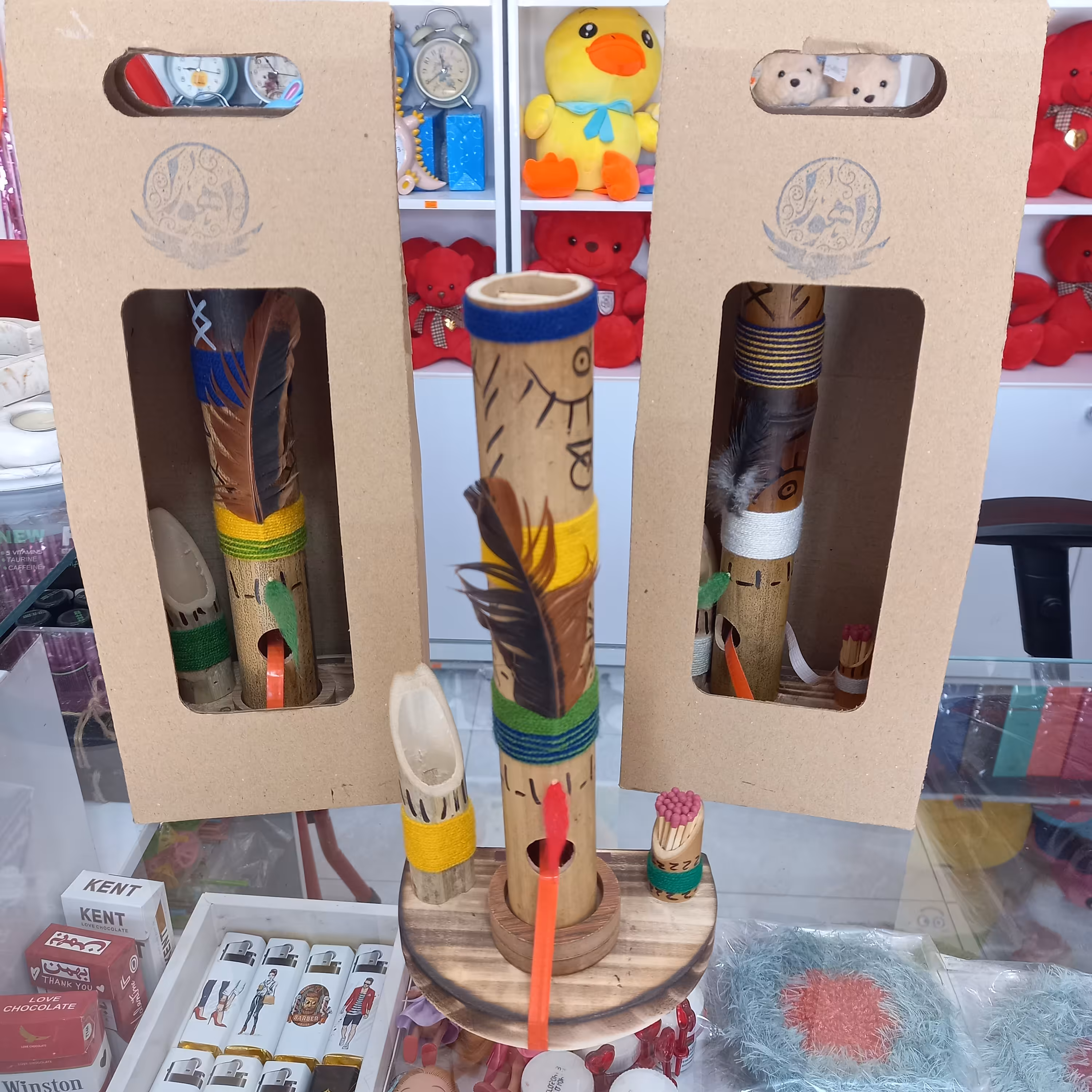 جاعودی  ایستاده سرخ  پوستی
