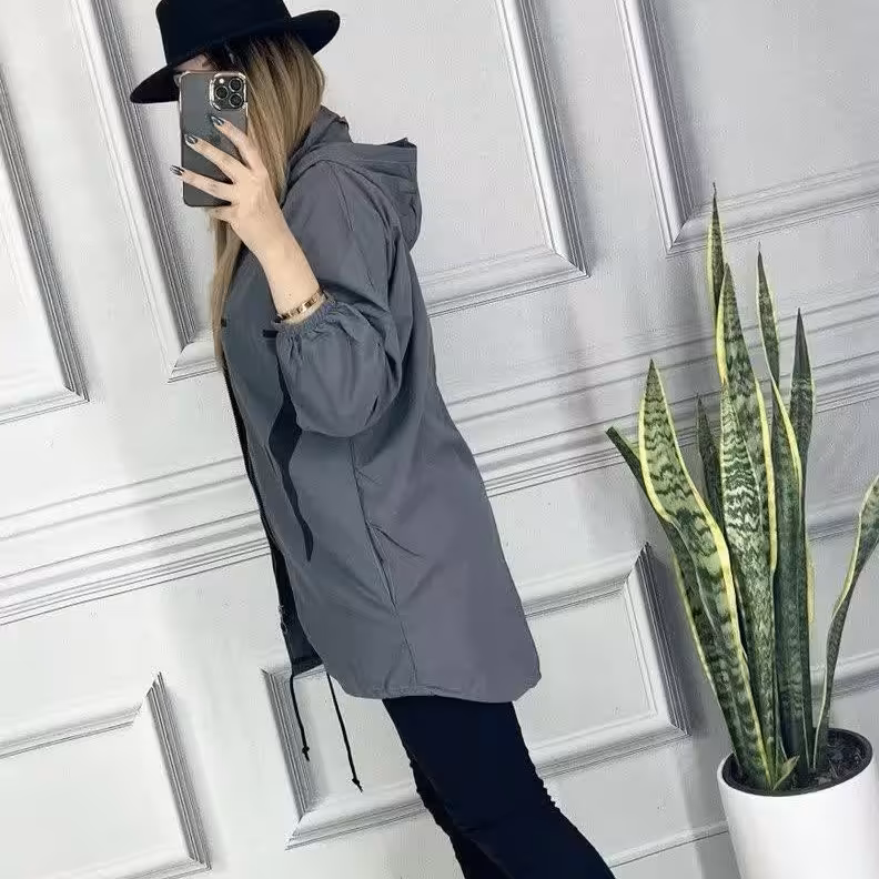 مانتو ویل کلاه دار
جنس کتونی تی سی (بارونی)
فری سایز 38 تا 46
قد 80
