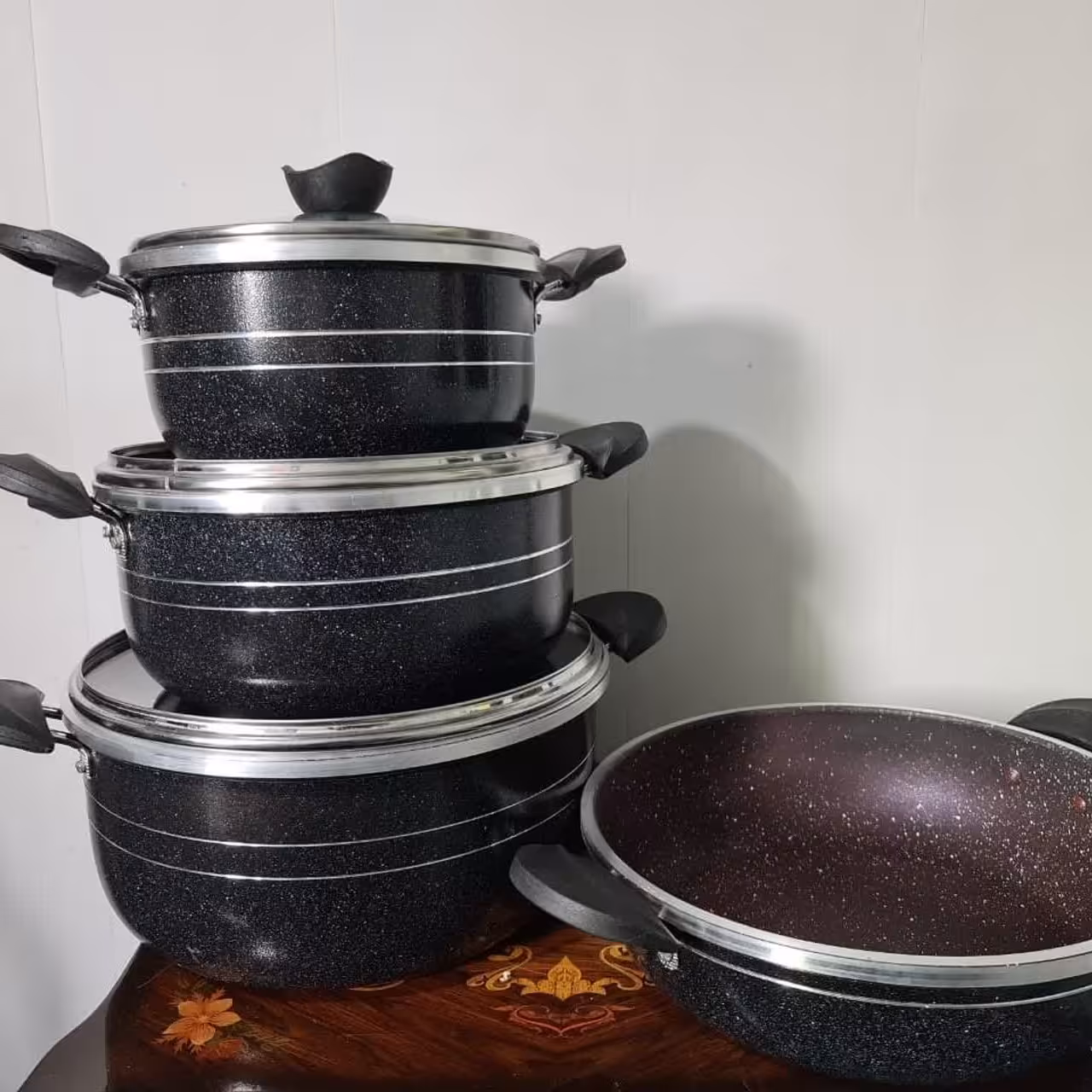 سرویس قابلمه گرانیتی طرح چدن 7 پارچه