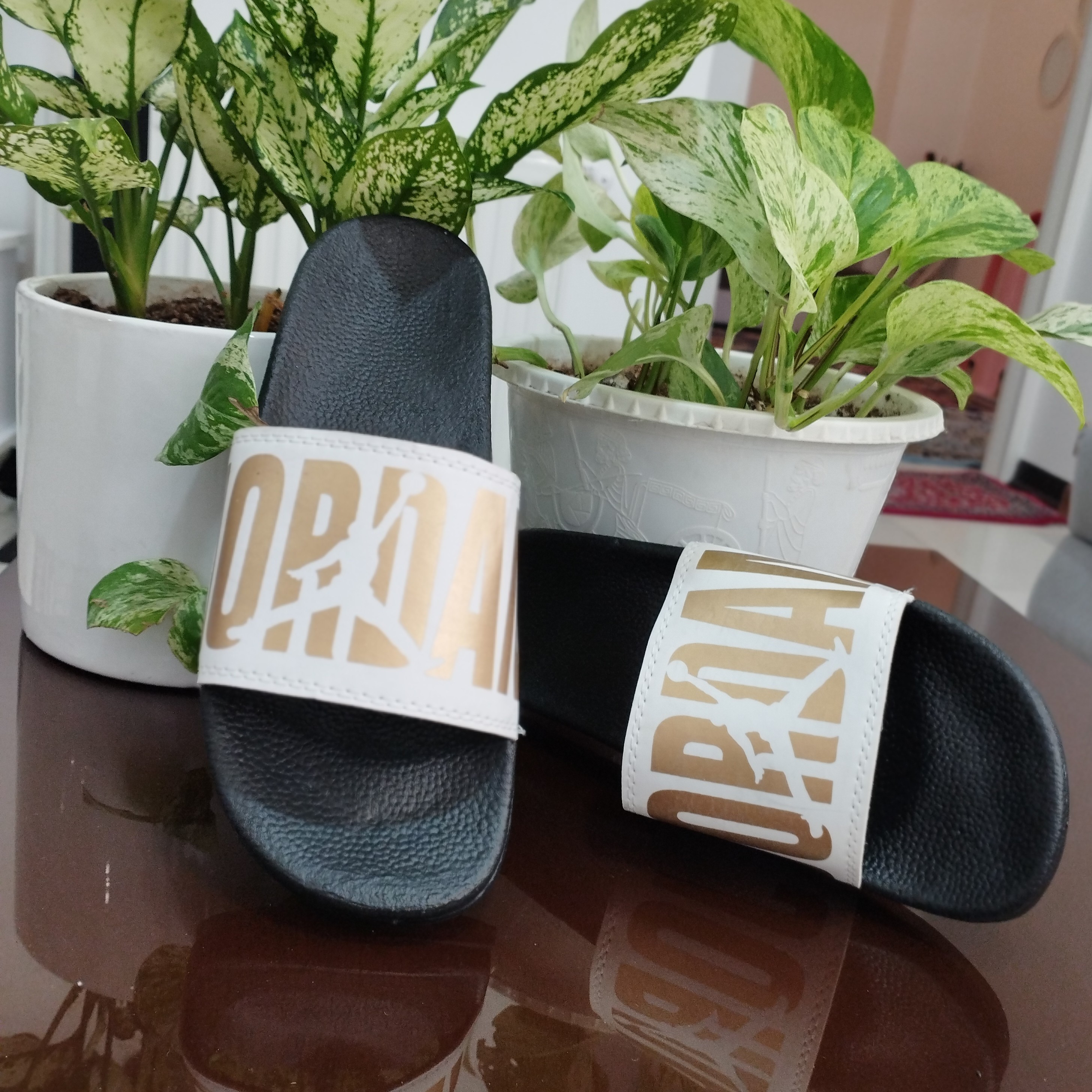 دمپایی مردانه در طرحهای مختلف دمپایی پسرانه
