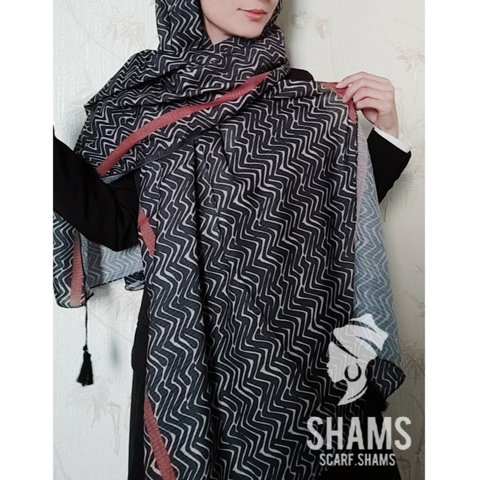 شال چاپی دیجیتال درجه یک مشکی نسکافه ایی  منگوله دار قواره دار جدید