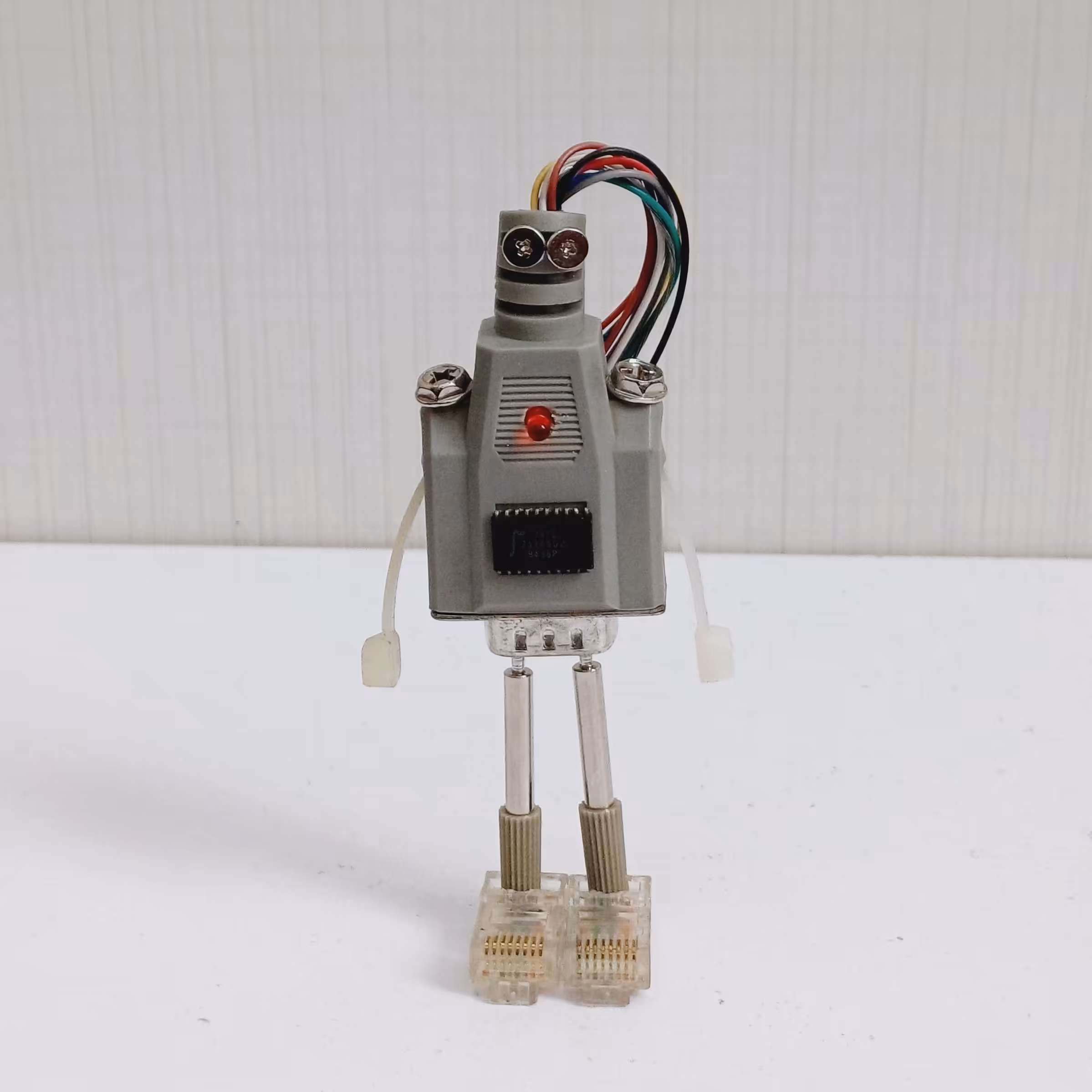 تندیس آدم آهنی دکوری