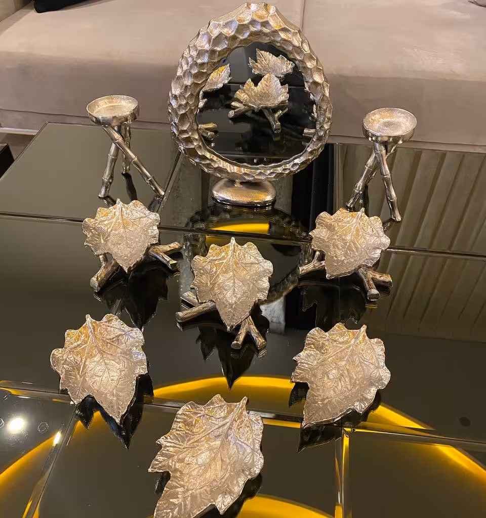 هفت سین برگ توت