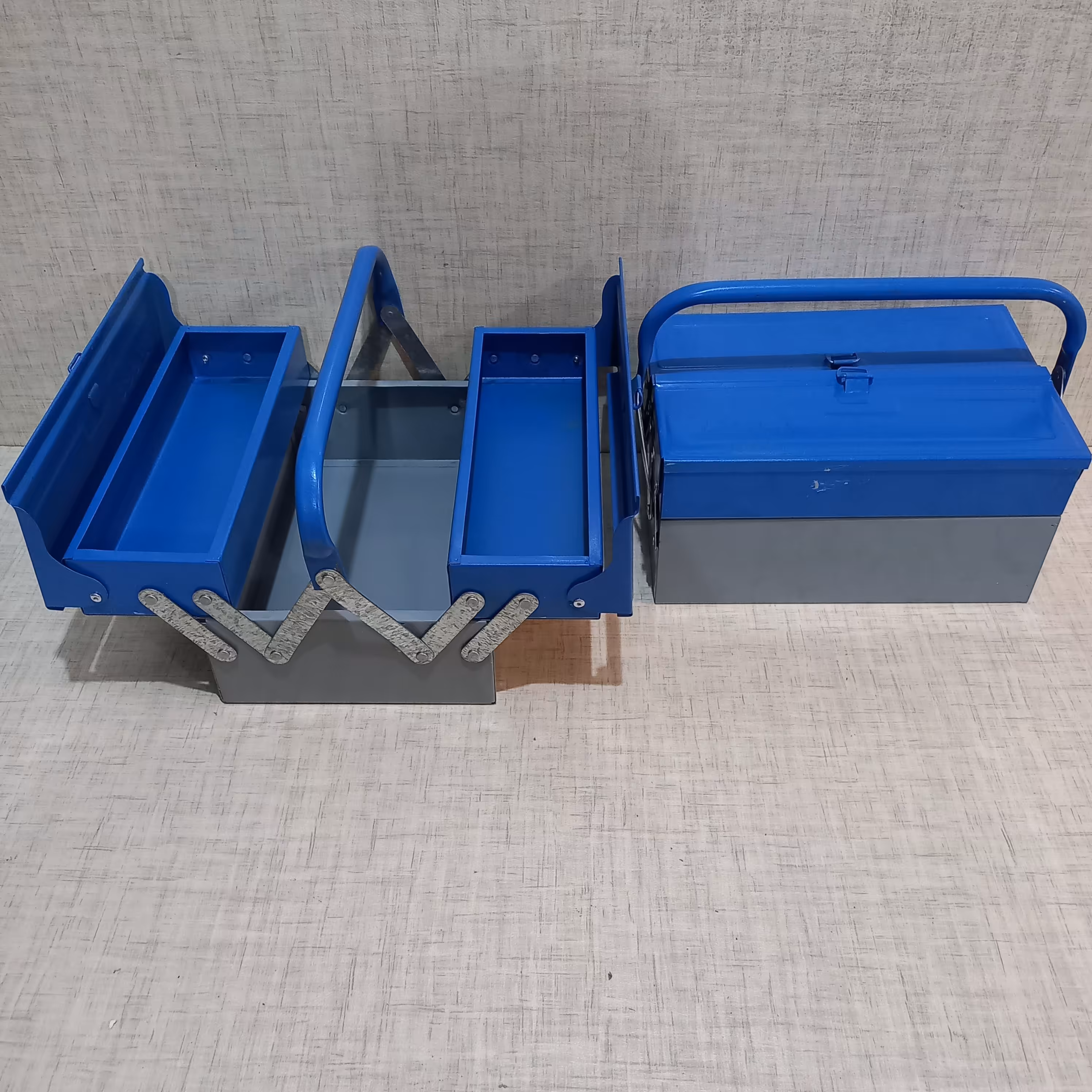 جعبه ابزار فلزی Feet (ساخت تبریز)  30 سانت 2 طبقه