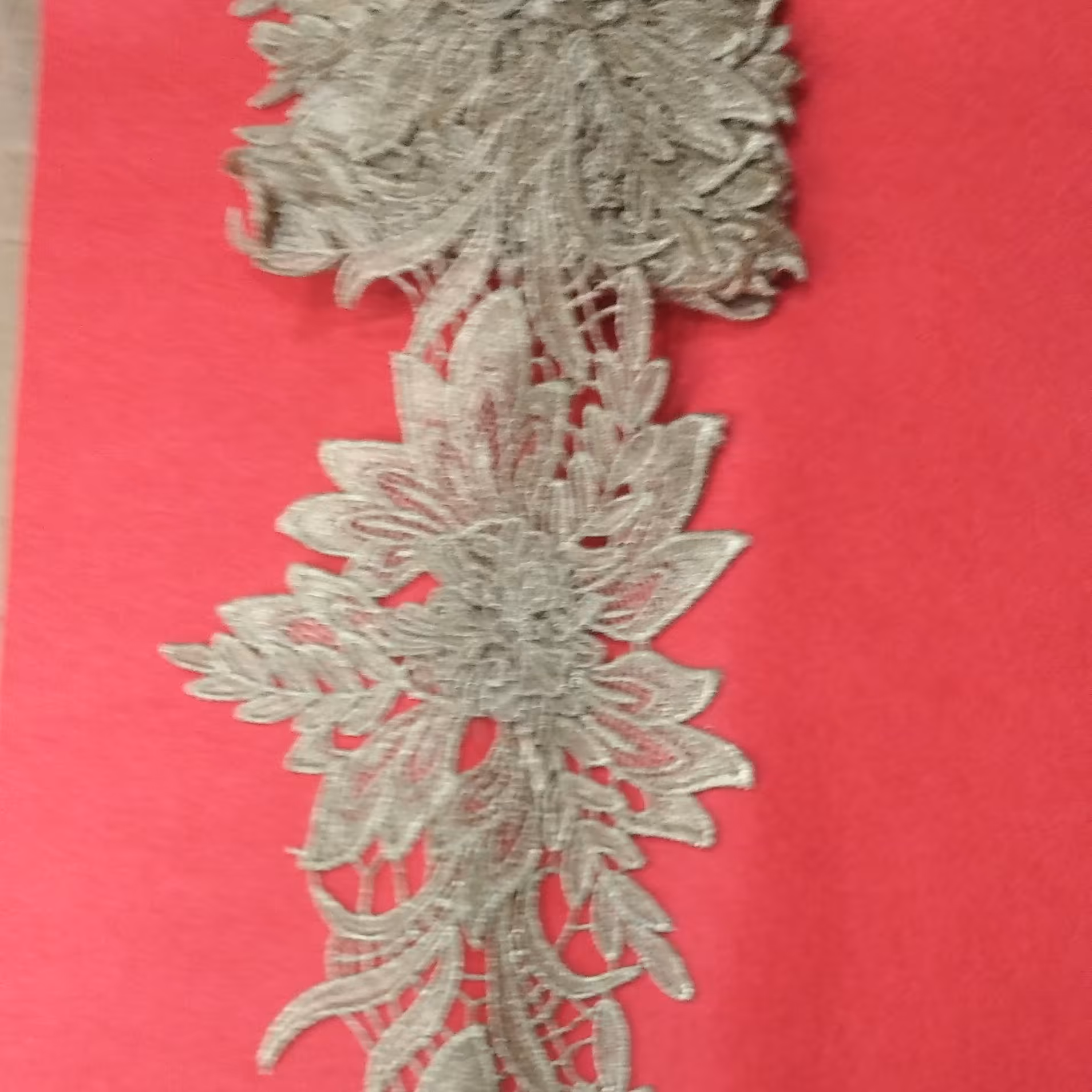 گیپور طلایی مات عرض 15سانت 1 متر