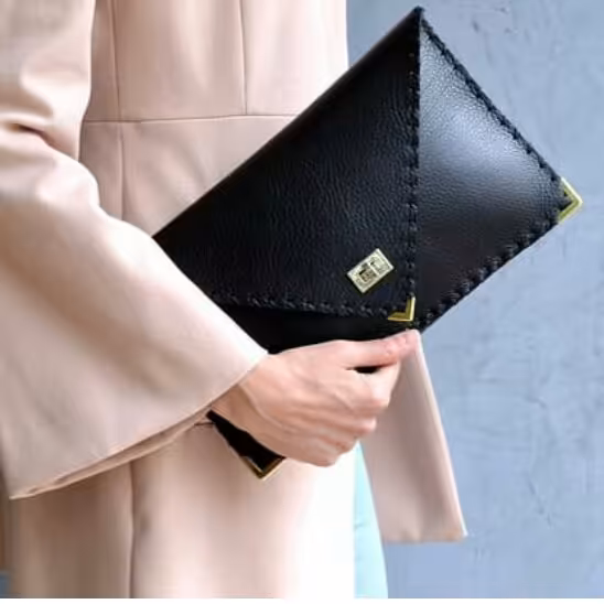 کیف چرم طبیعی دست دوز