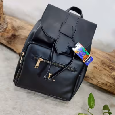 کوله پشتی چرمی مدل کرواتی