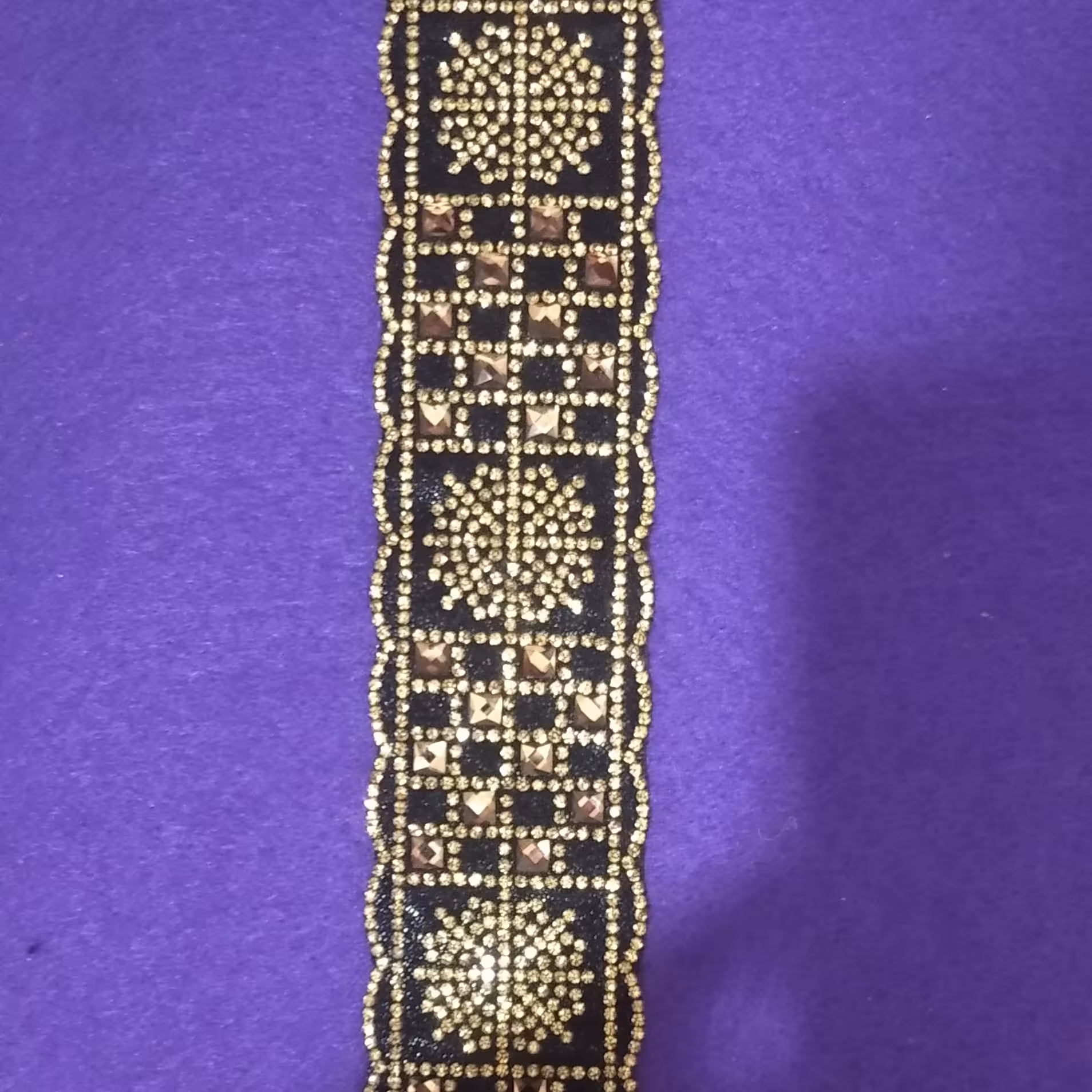 سنگ متری طلایی مشکی اتویی 40 سانت حراج