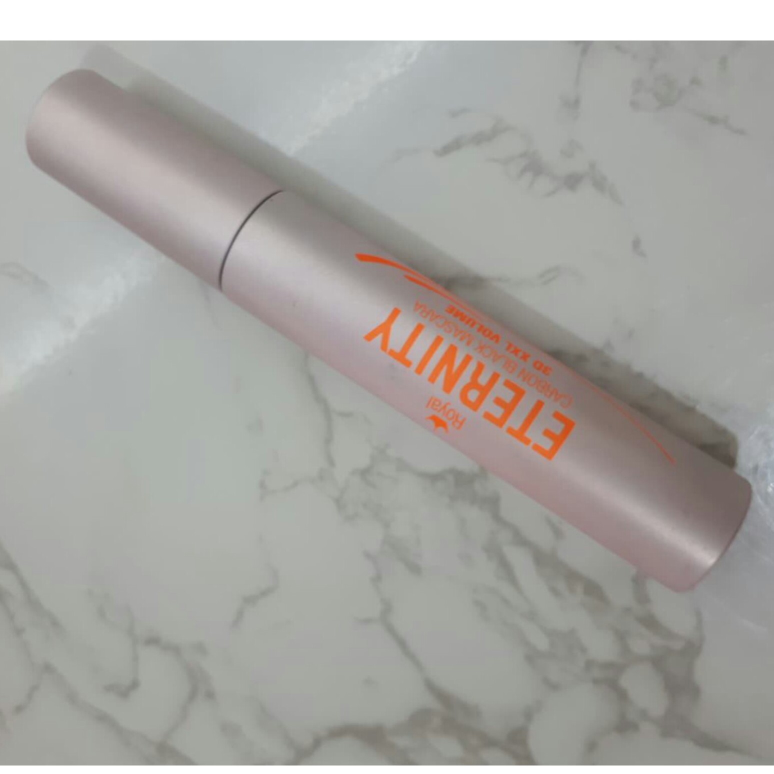 ریمل حجم دهنده ی رویال اترنتی یاسی مدل3DXXL volume