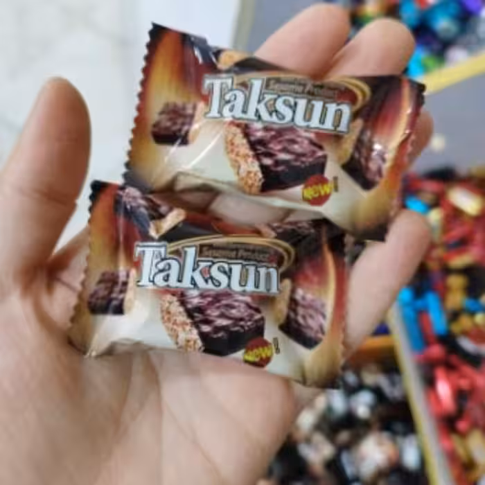 شکلات کنجدی تکسان