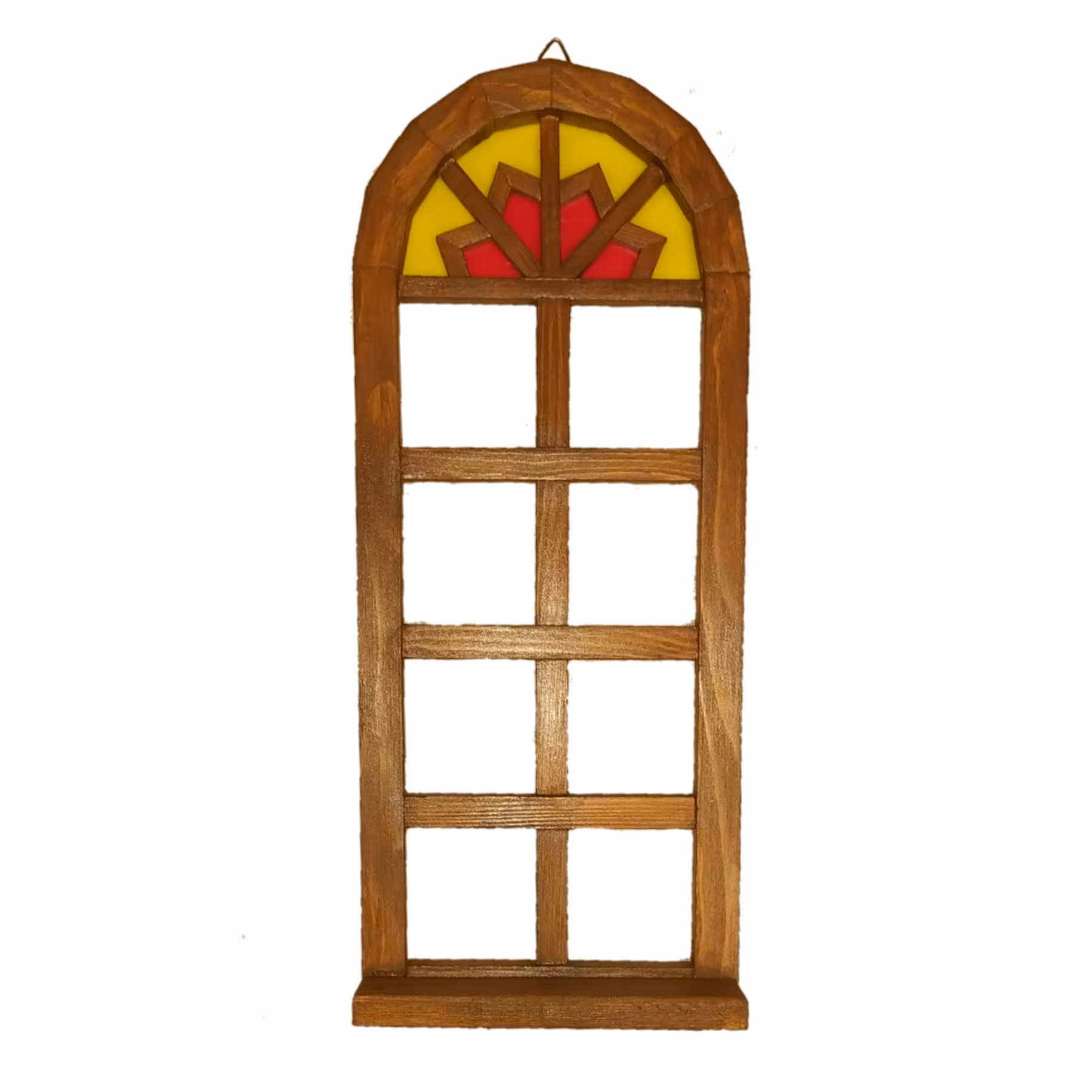 پنجره سنتی مشبک با طلق رنگی