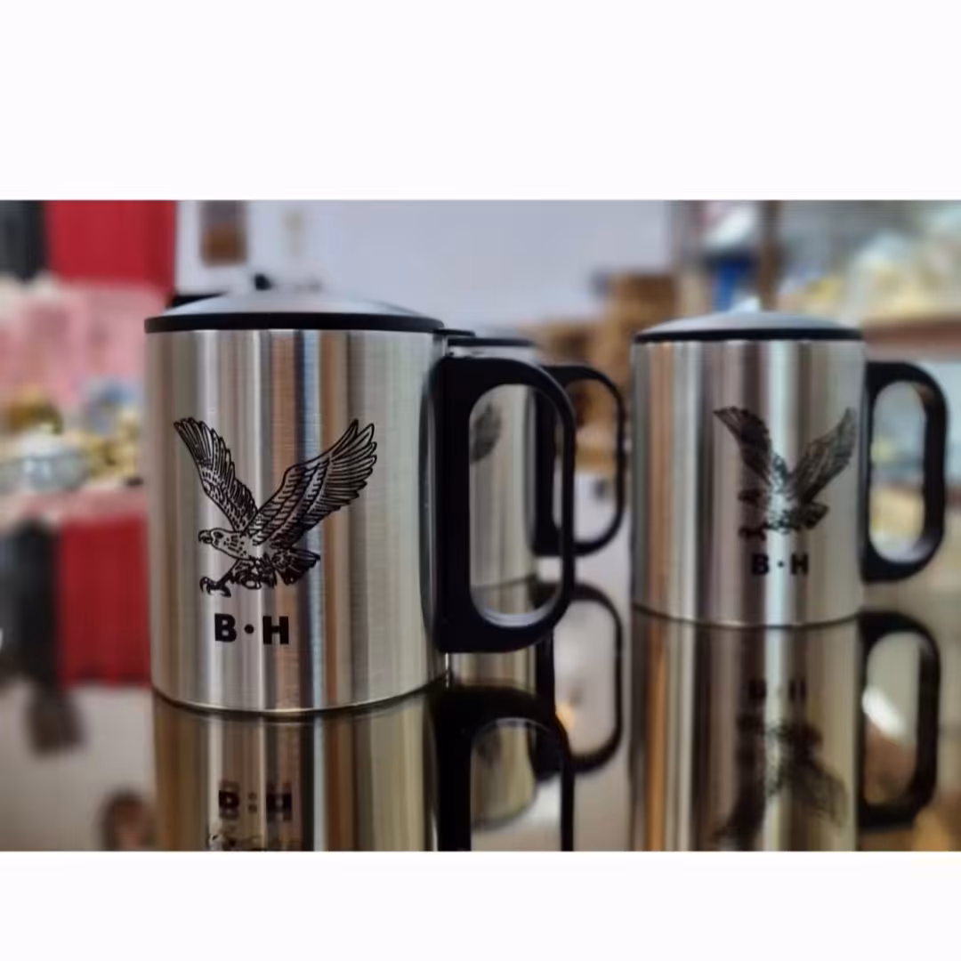 لیوان دوجداره استیل درب دار جنس اصلی  آهنربا نگیر ساخت کشور چین لیوان مسافرتی و لیوان اربعین در پلاسکو دهقان 