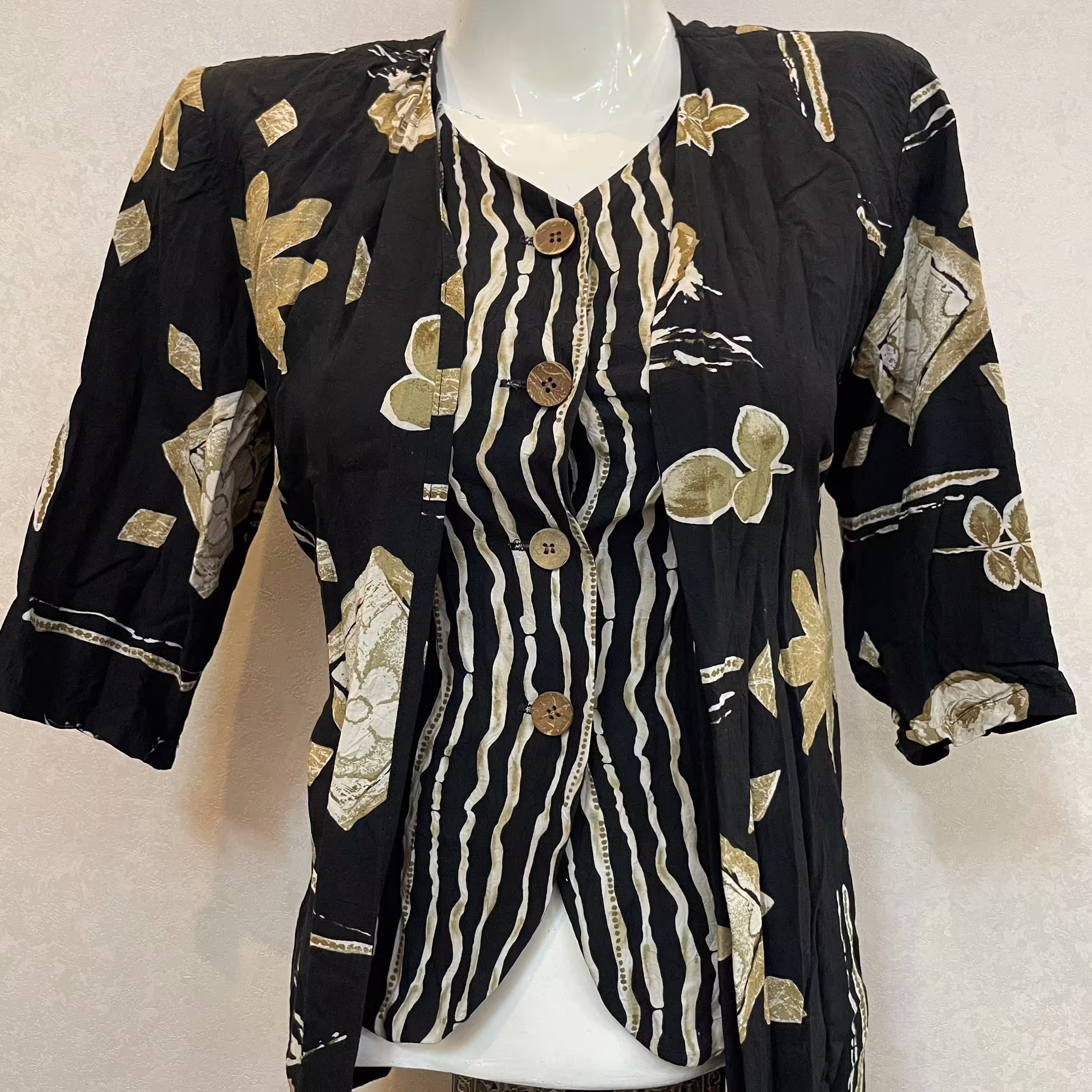 بلوززنانه خارجی،سایزایکس لارج،شومیز،تاپ،بلوز مجلسی،پیراهن زنانه مجلسی،بلوز نخی