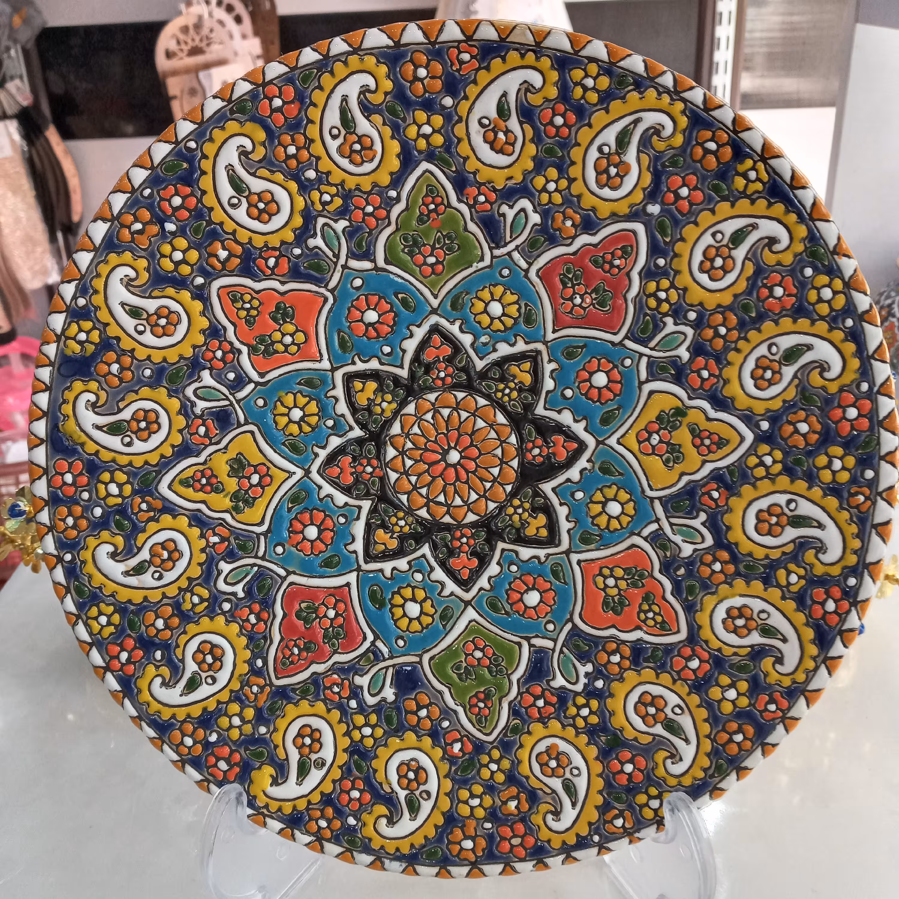 بشقاب میناکاری شده