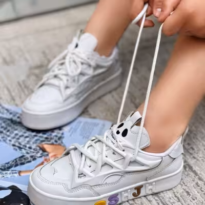 کتانی خفن لبخند