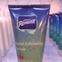 اسکراب ولایه بردارصورت رنوزیت بدون روغن 