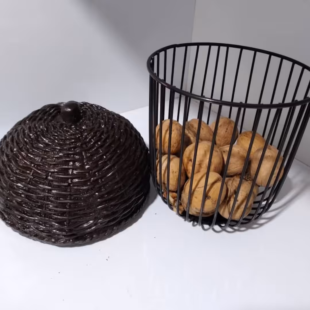 ظرف نگهداری گردو بلوط فلزی با روکش ( جاگردویی بلوط)پس کرایه