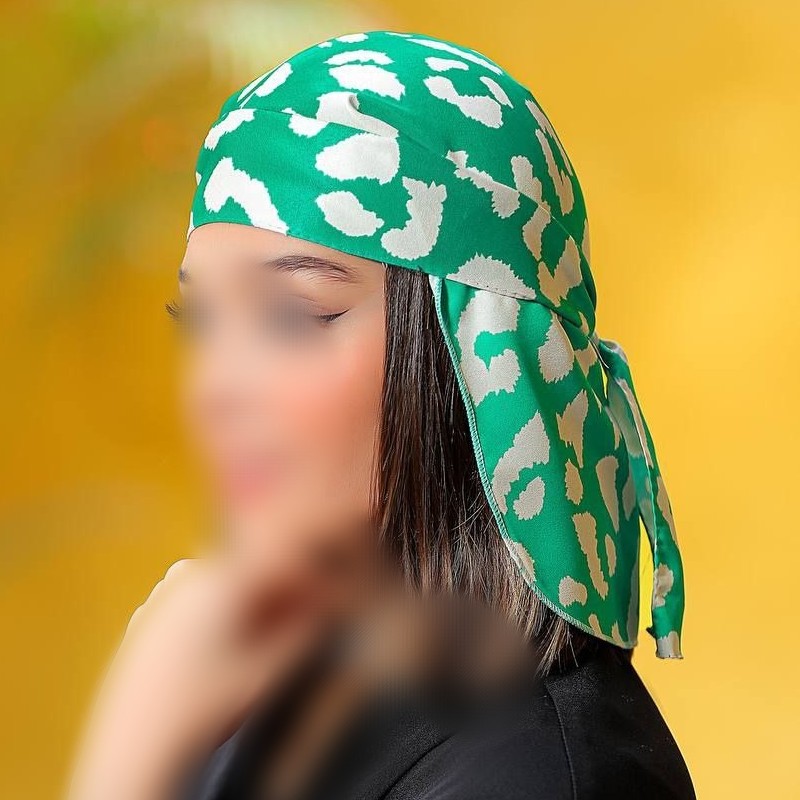 دورگ عربی نخی رنگ سبز  دور دوخت کیفیت متفاوت و بی نظیر اصلا سِر نمیخوره ارسال رایگان به سراسر کشور