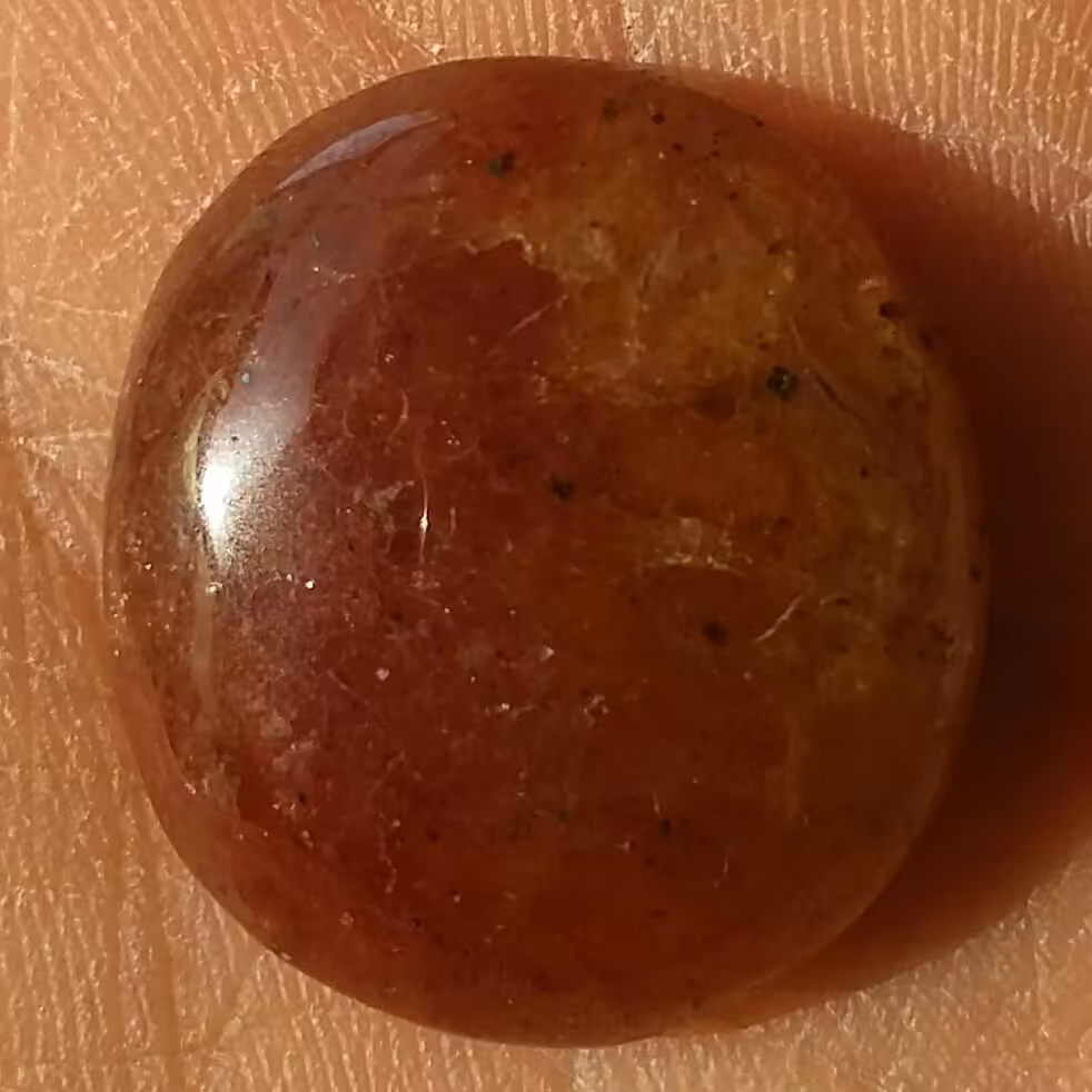 نگین در خونی دو رنگ خاص و بسیار زیبا طبیعی و بدون بهسازی سایز درشت بی نظیر