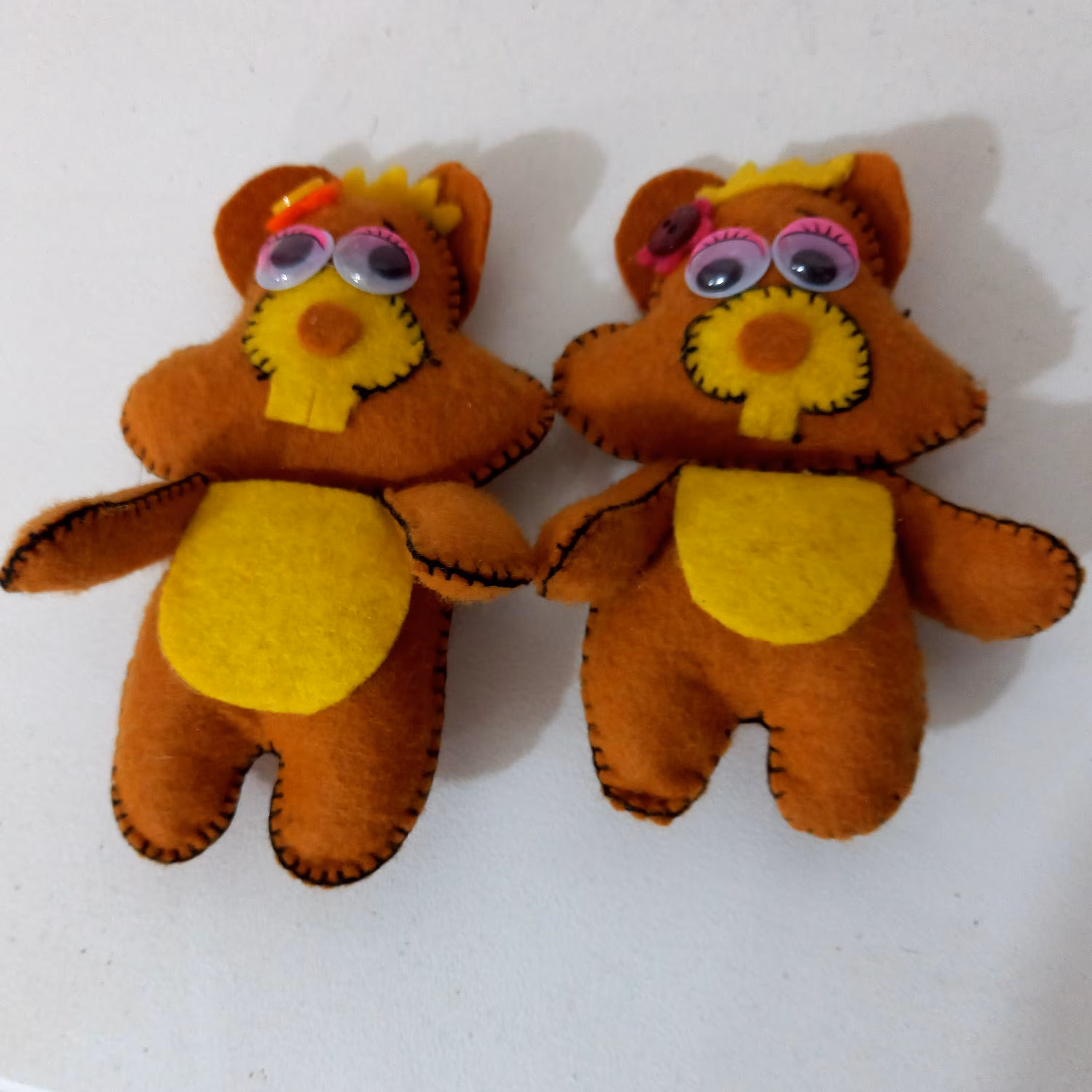 مگنت سنجاب دوقلو دست دوز