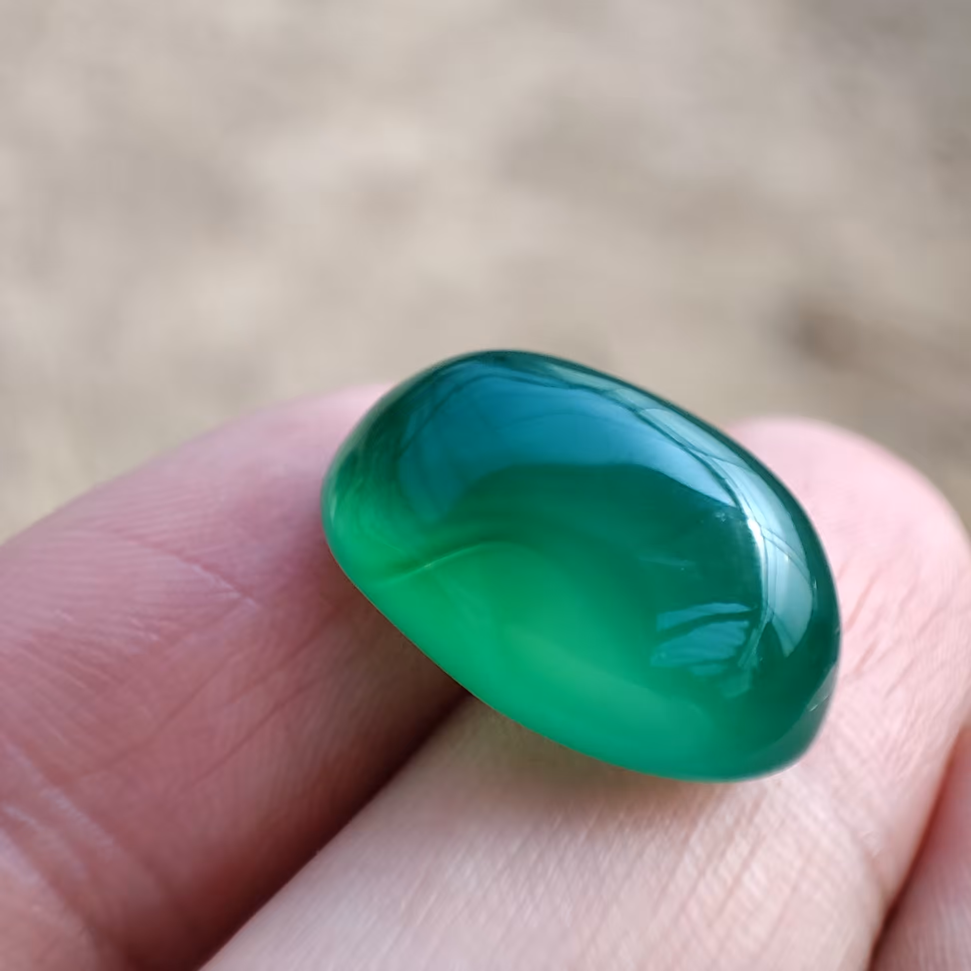 عقیق سبز ناب افغان ( 20 در 14 میل)