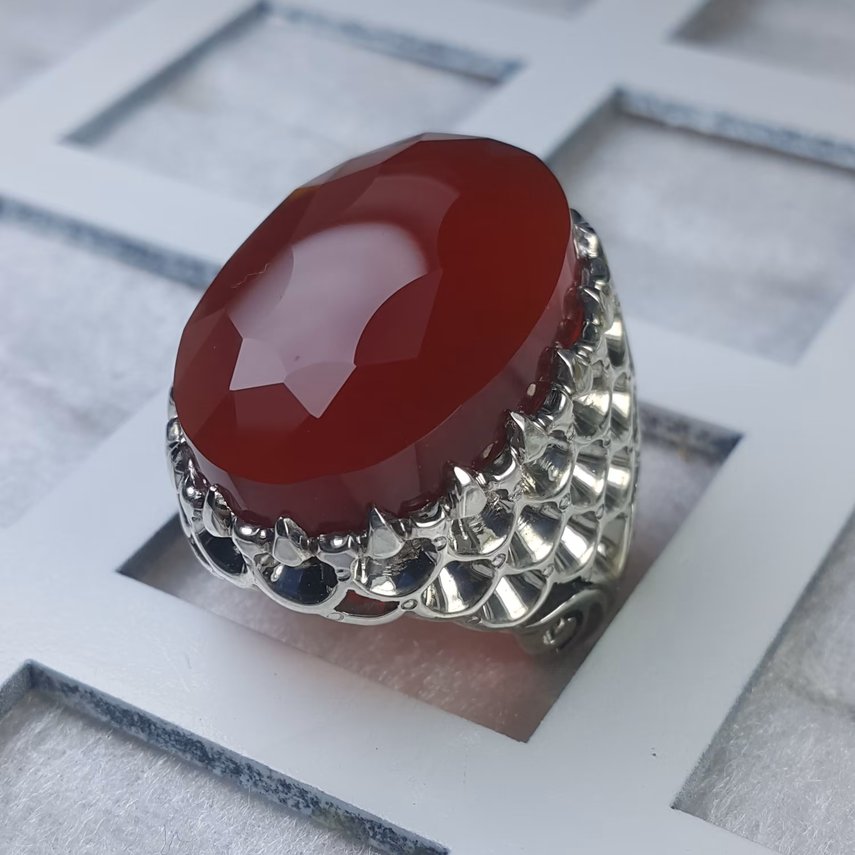 انگشتر عقیق سرخ (1)