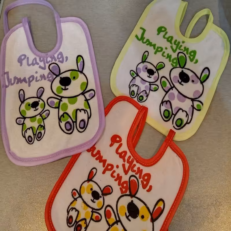 پیشبند نوزادی 